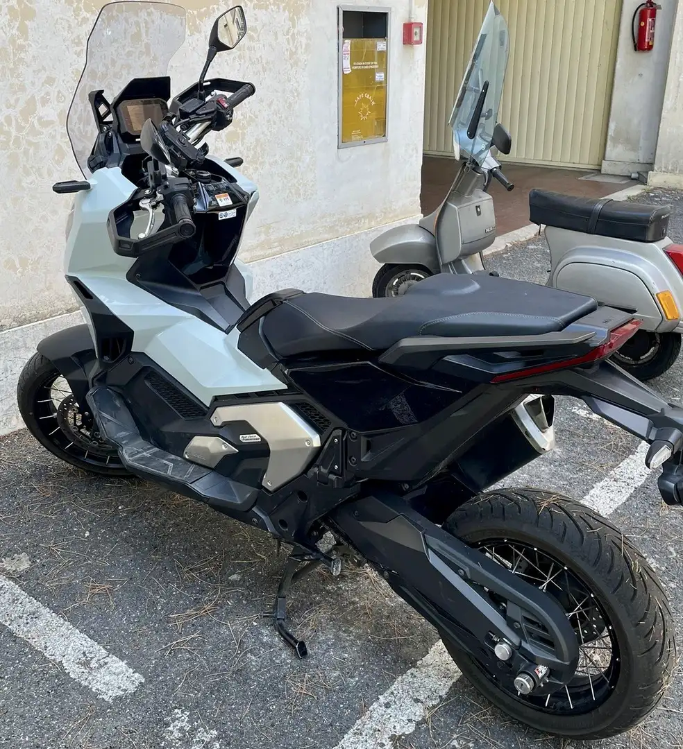 Honda X-ADV - 1