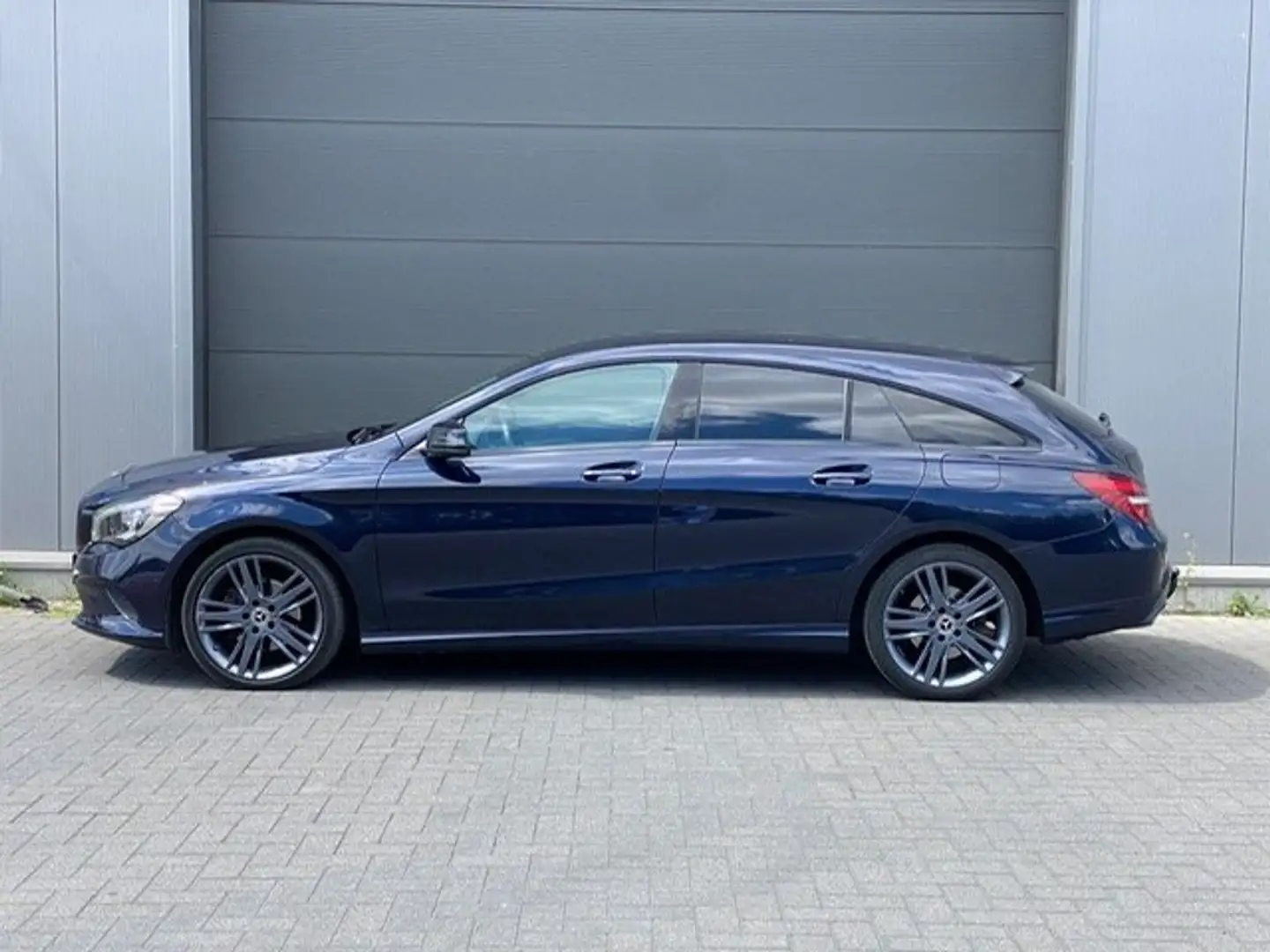 Mercedes-Benz CLA 180 LED/NAVIGATIE/CAMERA Azul - 2