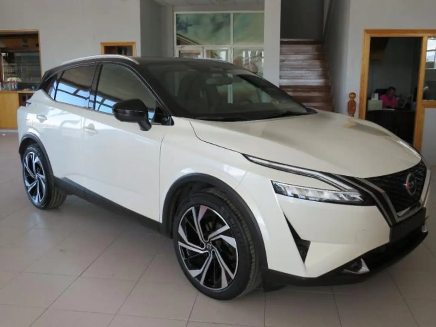 Nissan Qashqai 1.3 DIG-T mHEV 12V Tekna + 4x2 116kW Blanc - 2