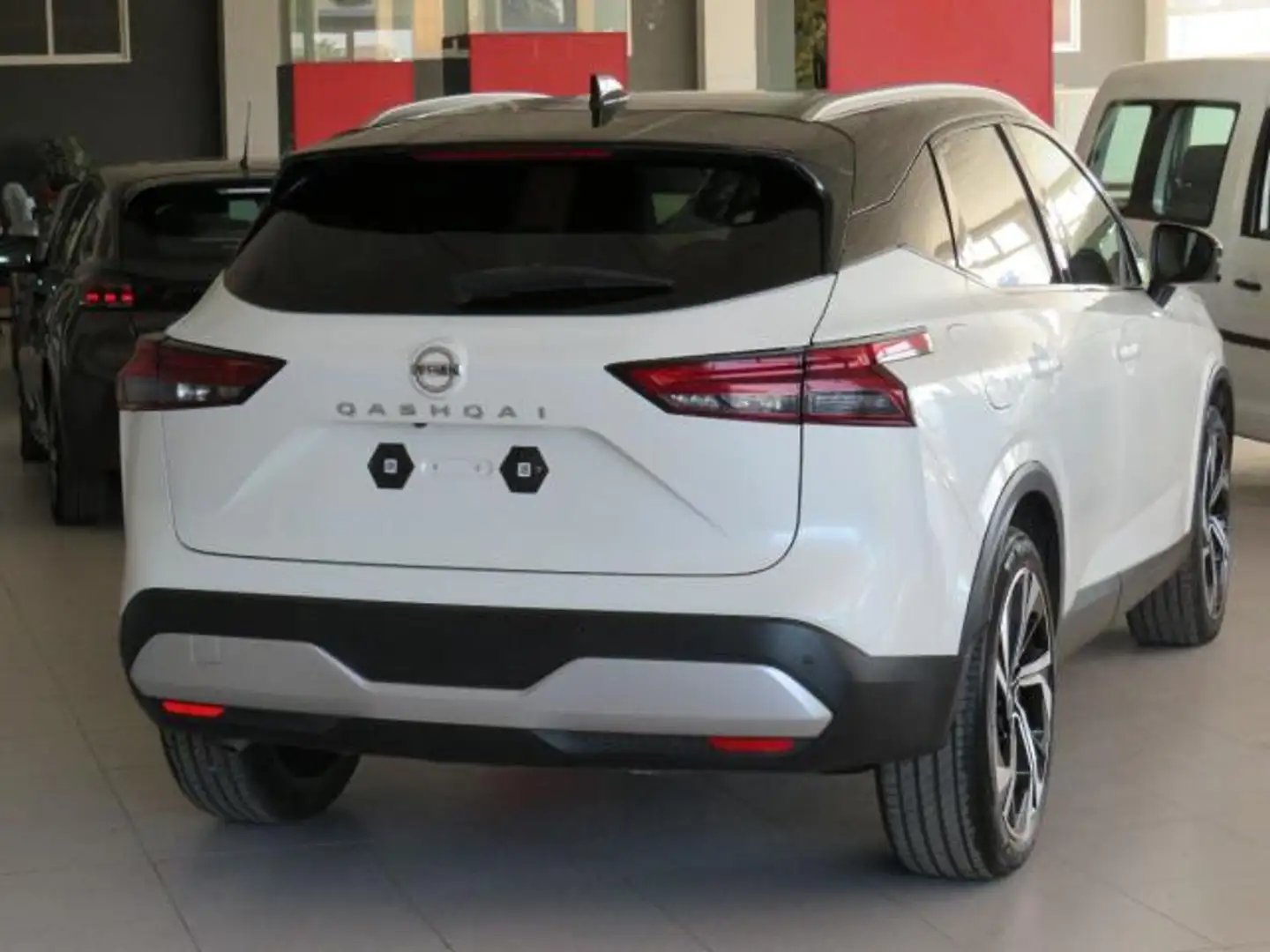 Nissan Qashqai 1.3 DIG-T mHEV 12V Tekna + 4x2 116kW Blanc - 1