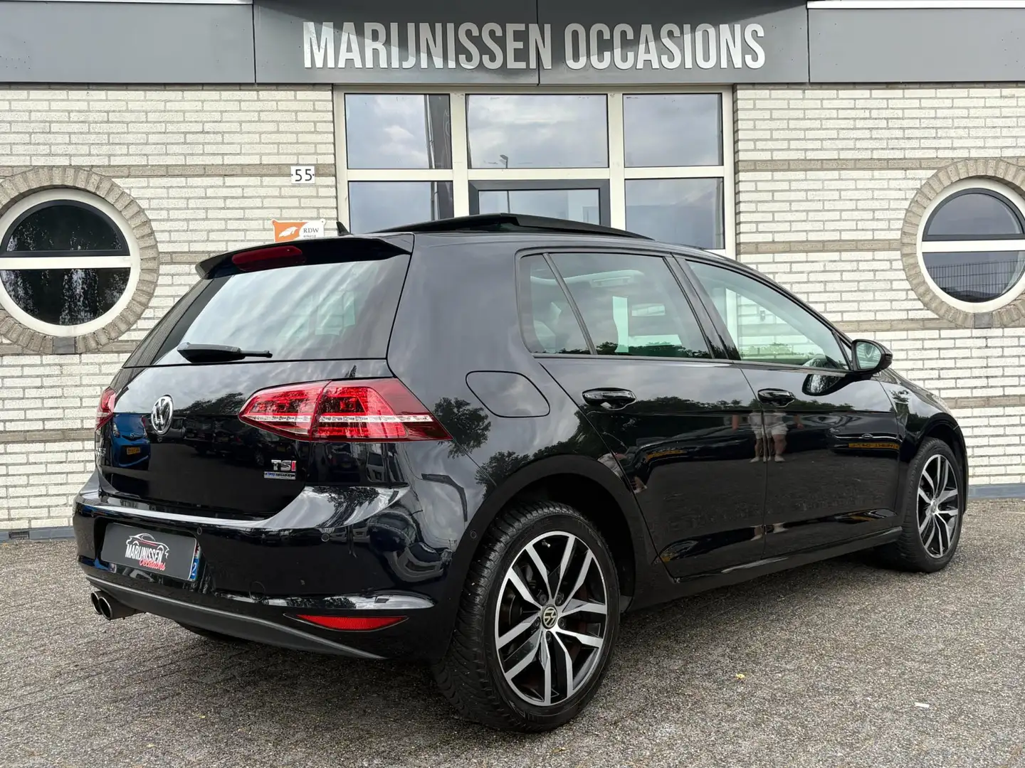 Volkswagen Golf 1.4 TSI ACT Highline |Full Option| Zwart - 2