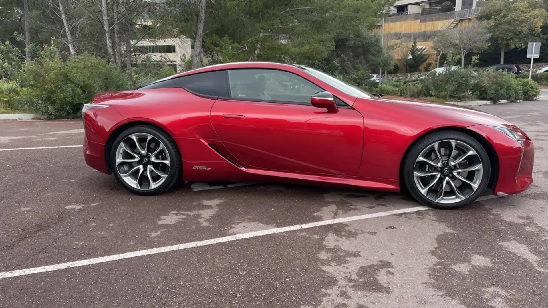 Lexus LC 500h Sport + Violett - 2