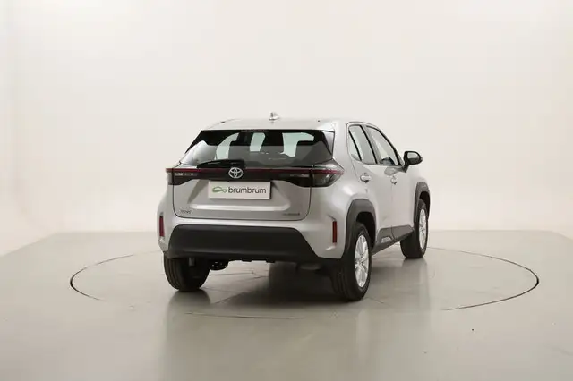 Toyota Yaris Cross view 5