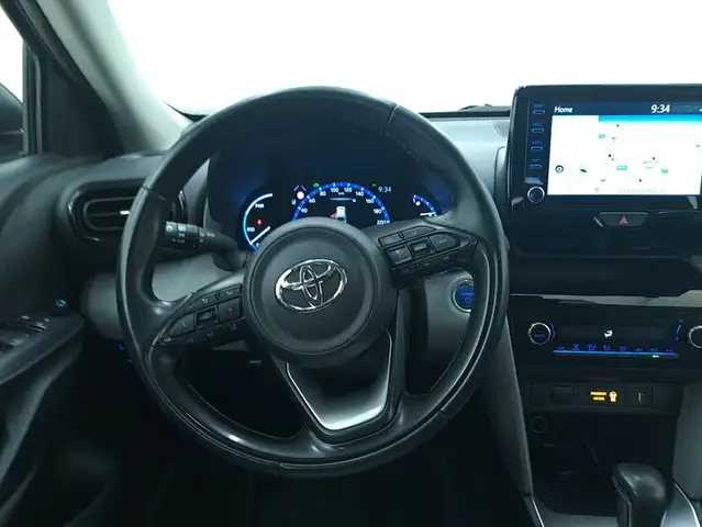 Toyota Yaris Cross view 11