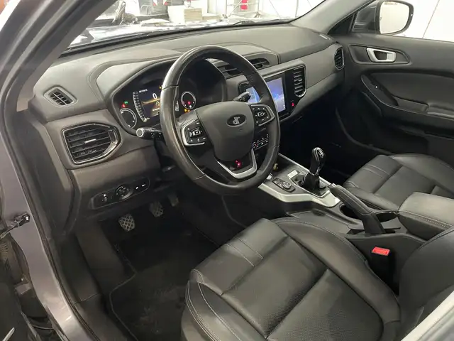 DR Automobiles DR4 view 10