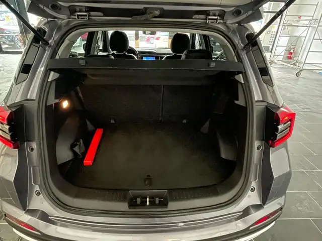 DR Automobiles DR4 view 5