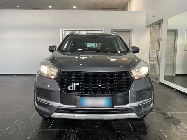 DR Automobiles DR4 view 2