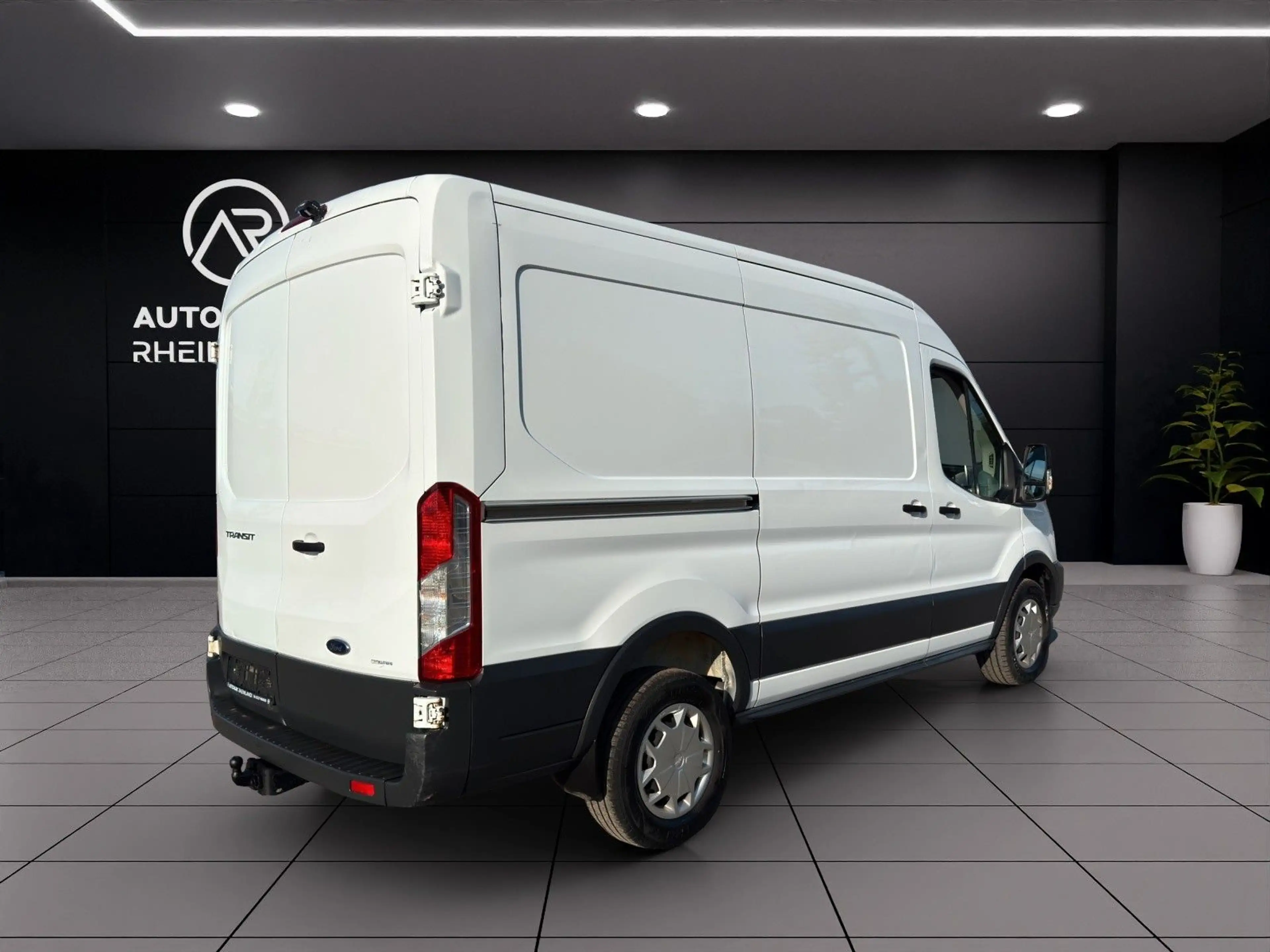 Ford Transit Kasten 350 L2-H2*KLIMA*KAMERA*AHK* — photo 8