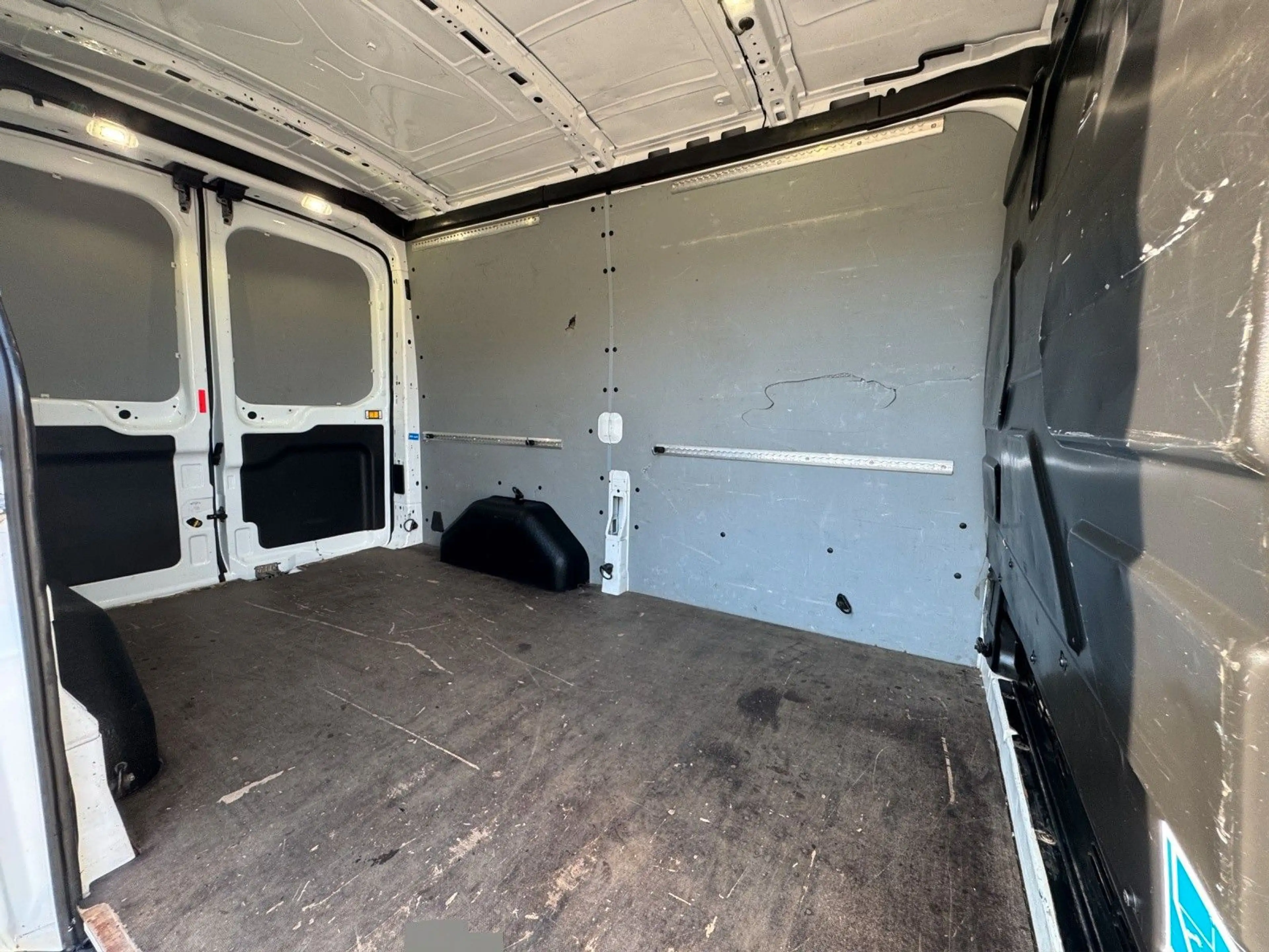 Ford Transit Kasten 350 L2-H2*KLIMA*KAMERA*AHK* — photo 10