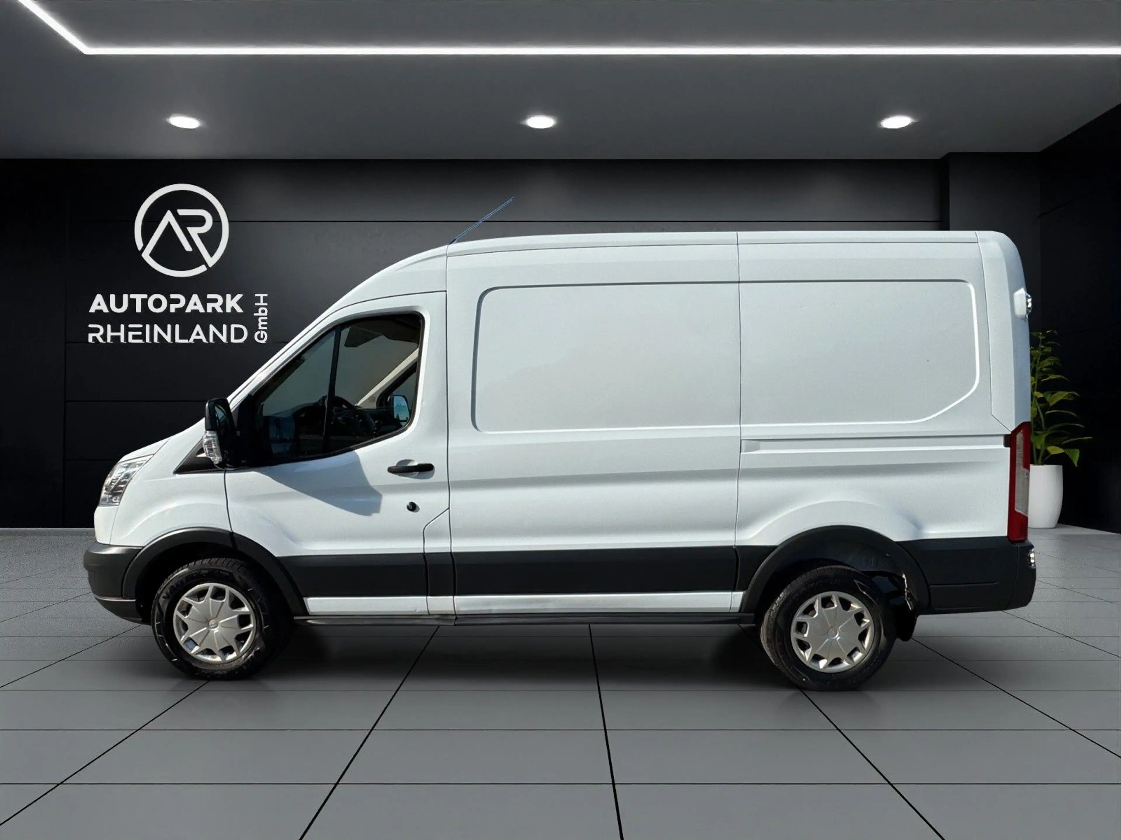Ford Transit Kasten 350 L2-H2*KLIMA*KAMERA*AHK*