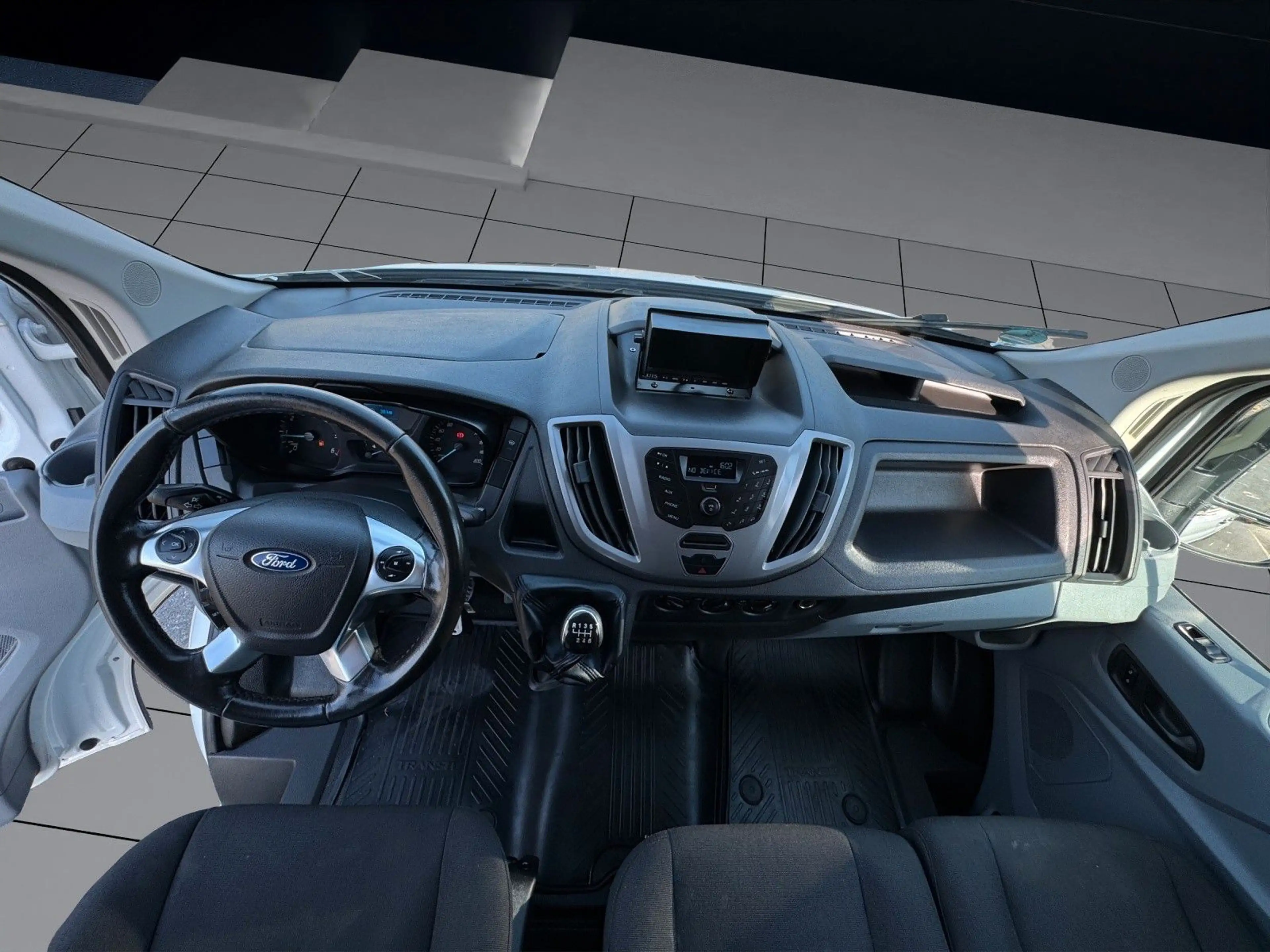 Ford Transit Kasten 350 L2-H2*KLIMA*KAMERA*AHK* — photo 12