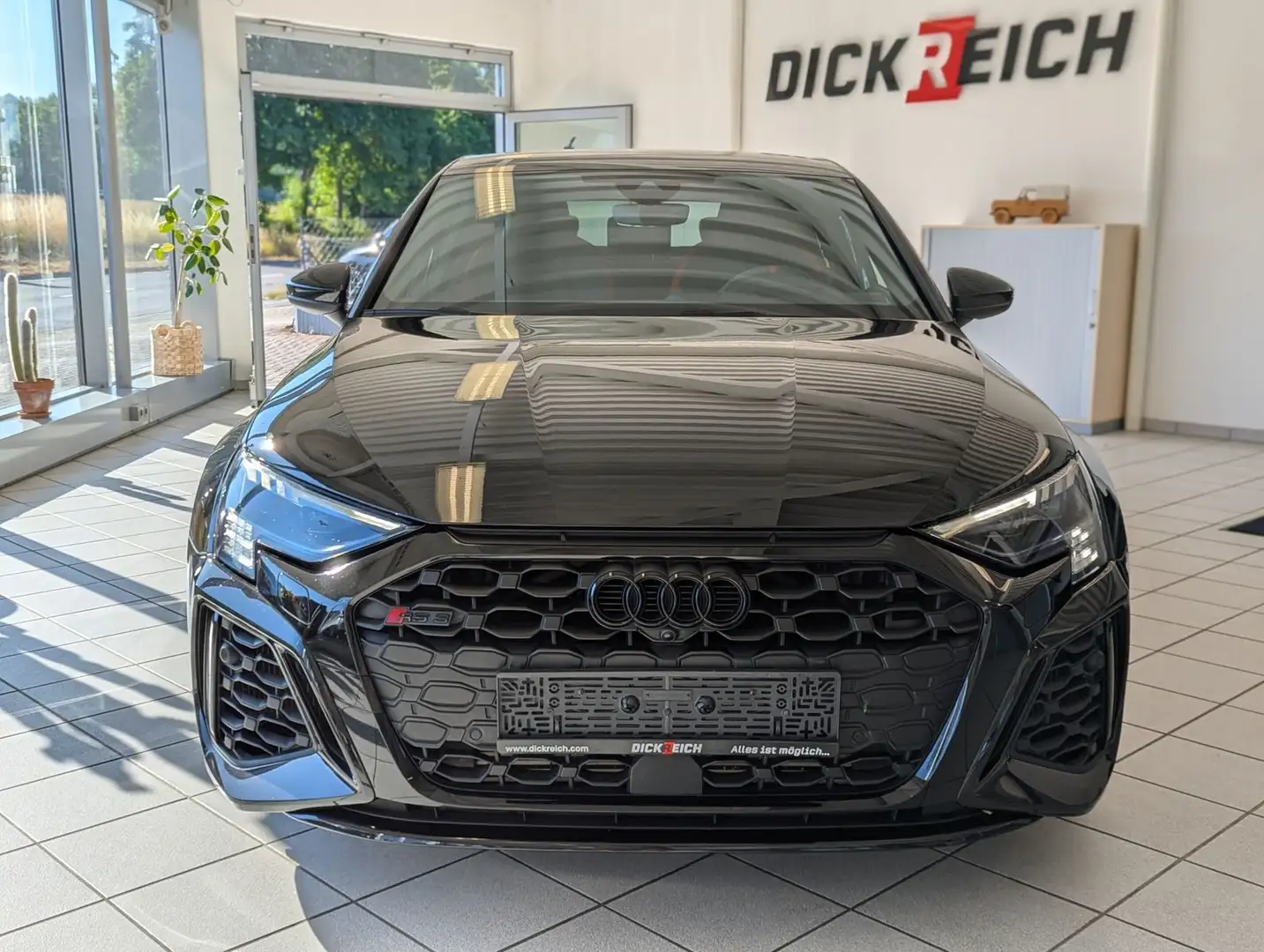 Audi TT RS 3 2.5 TFSI quatt Matrix HUD Nappa Cam B&O 19" Schwarz - 2