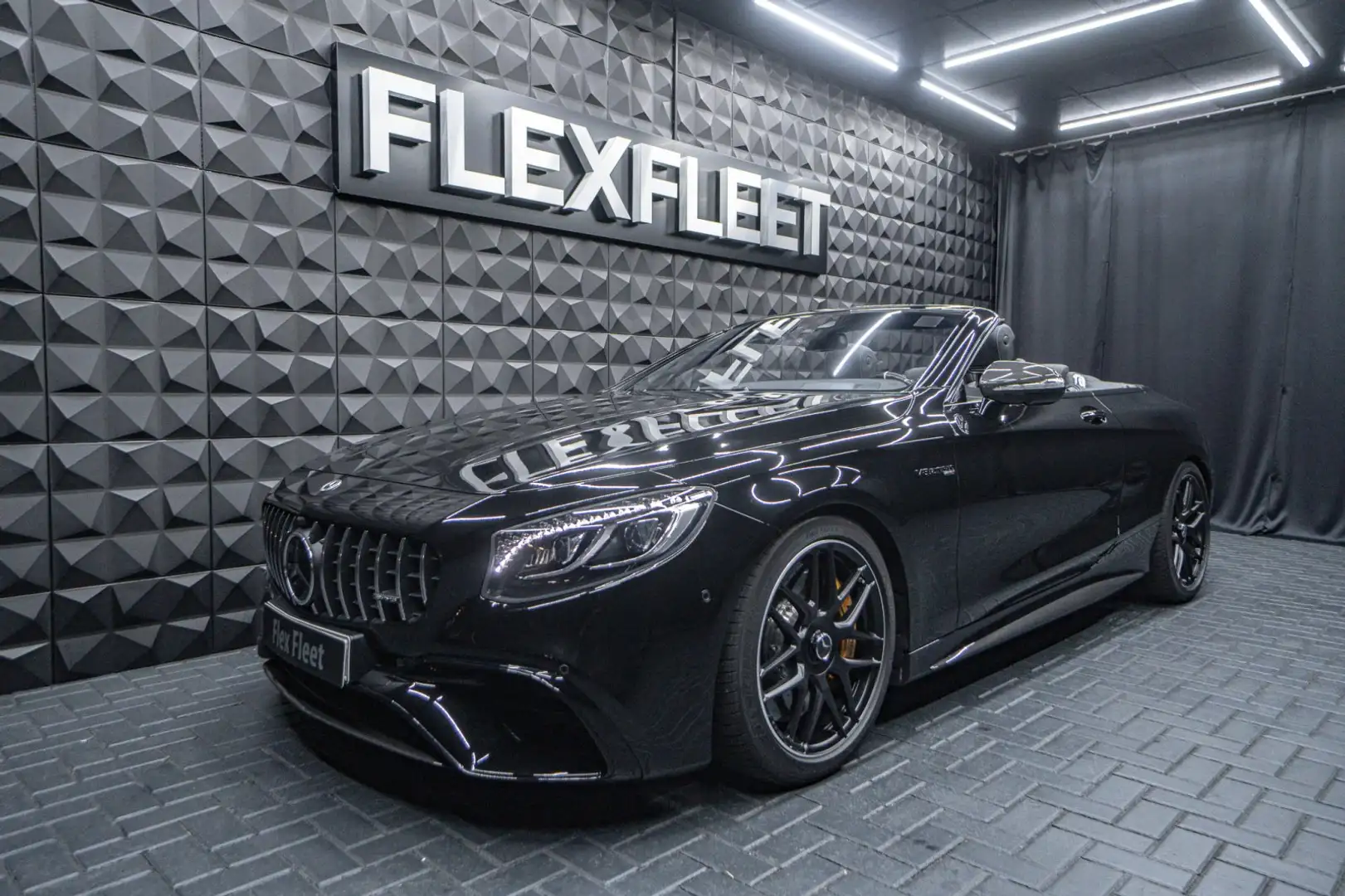Mercedes-Benz S 63 AMG 4Matic *FaceLift*Carbon*Keramik* Чорний - 2