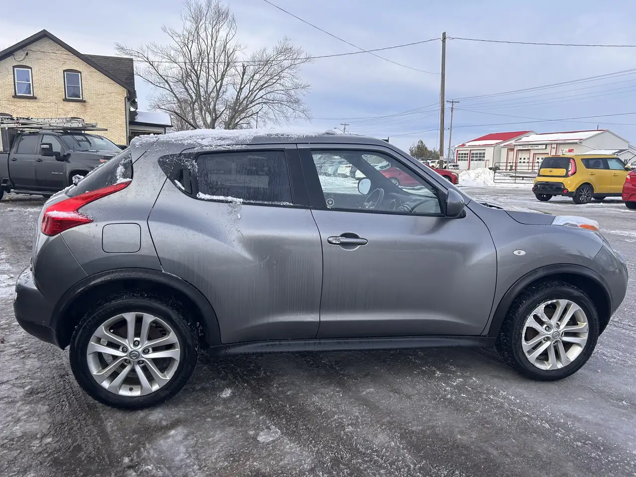 Nissan Juke снимка Nissan Juke