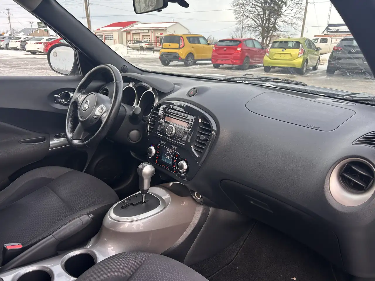 Nissan Juke снимка Nissan Juke