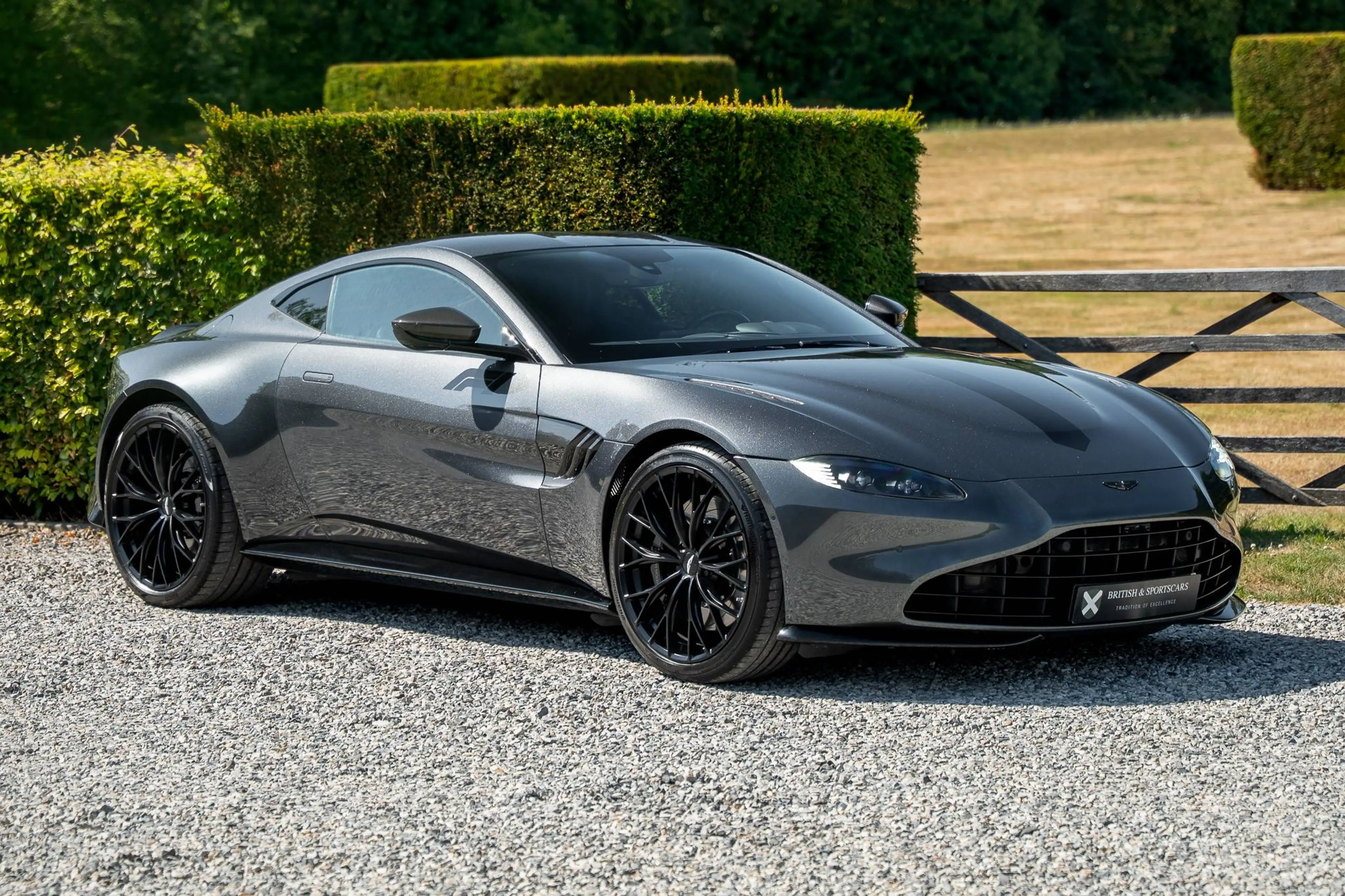 Aston Martin Vantage V8 Coupe - 1 Owner