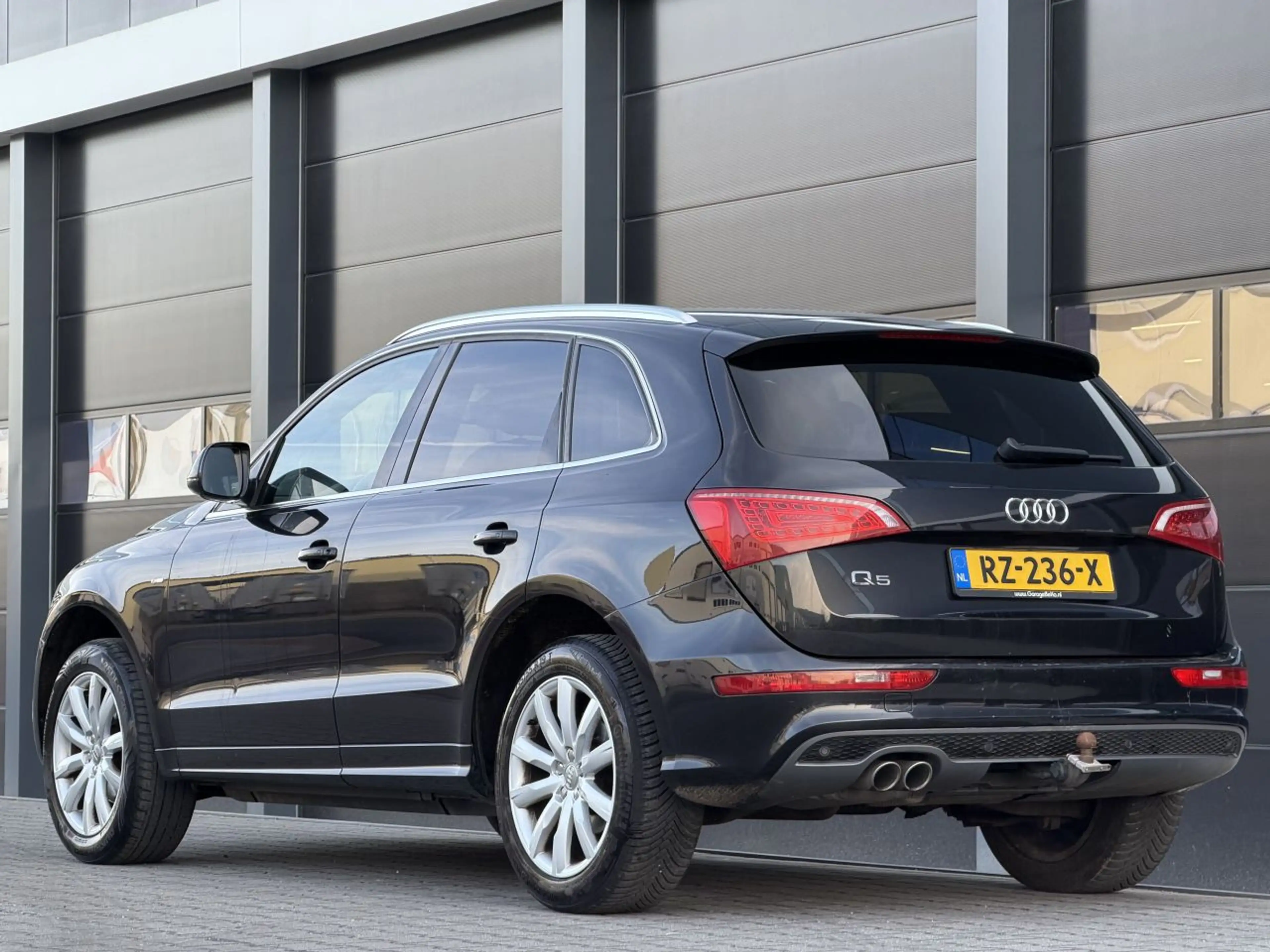 Audi Q5 2.0 TDI Quattro S-Line PDC — photo 5