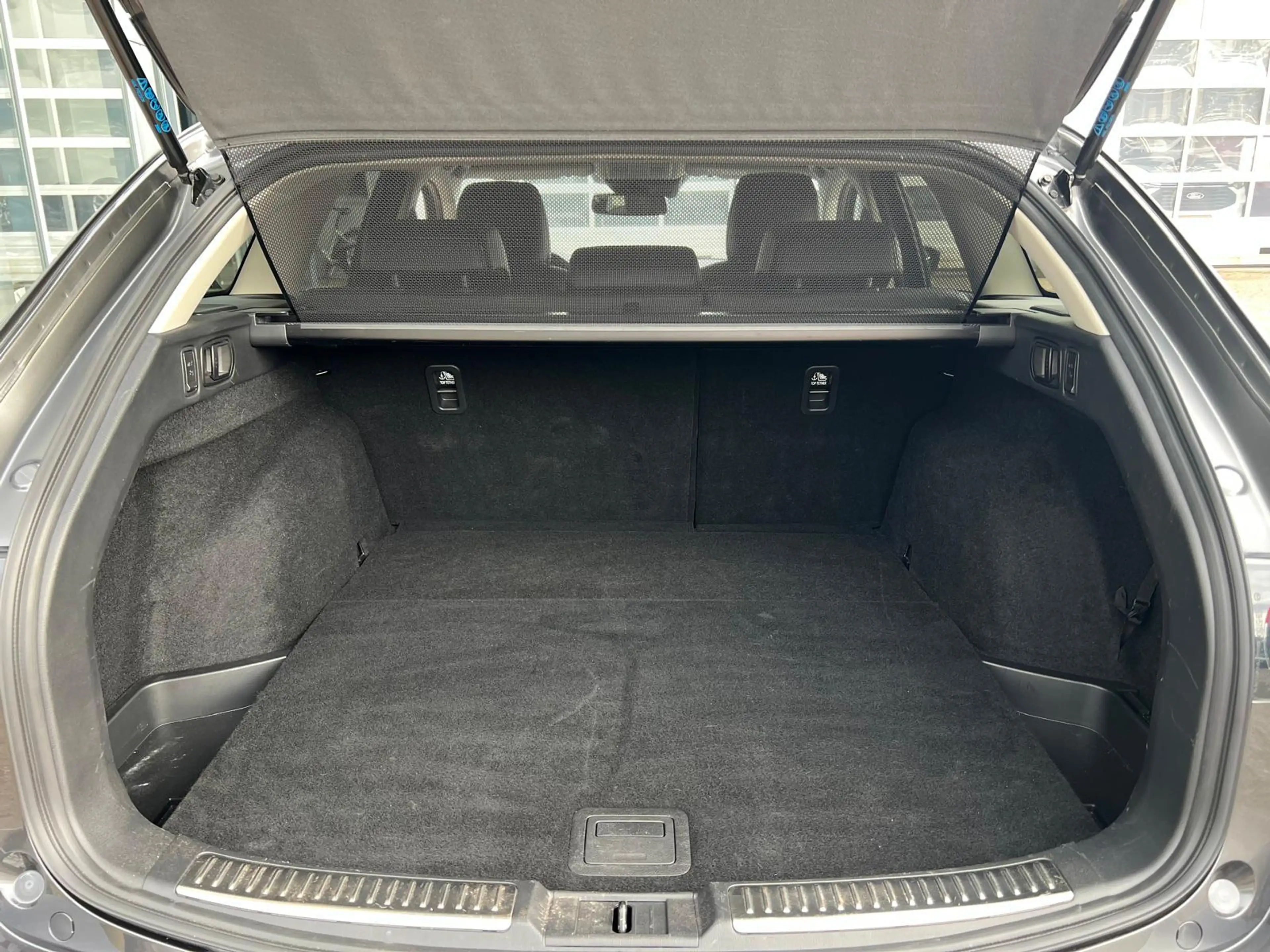 Mazda 6 Sportbreak 2.0 SkyActiv-G 165 Exclusive-Line + Com — photo 40
