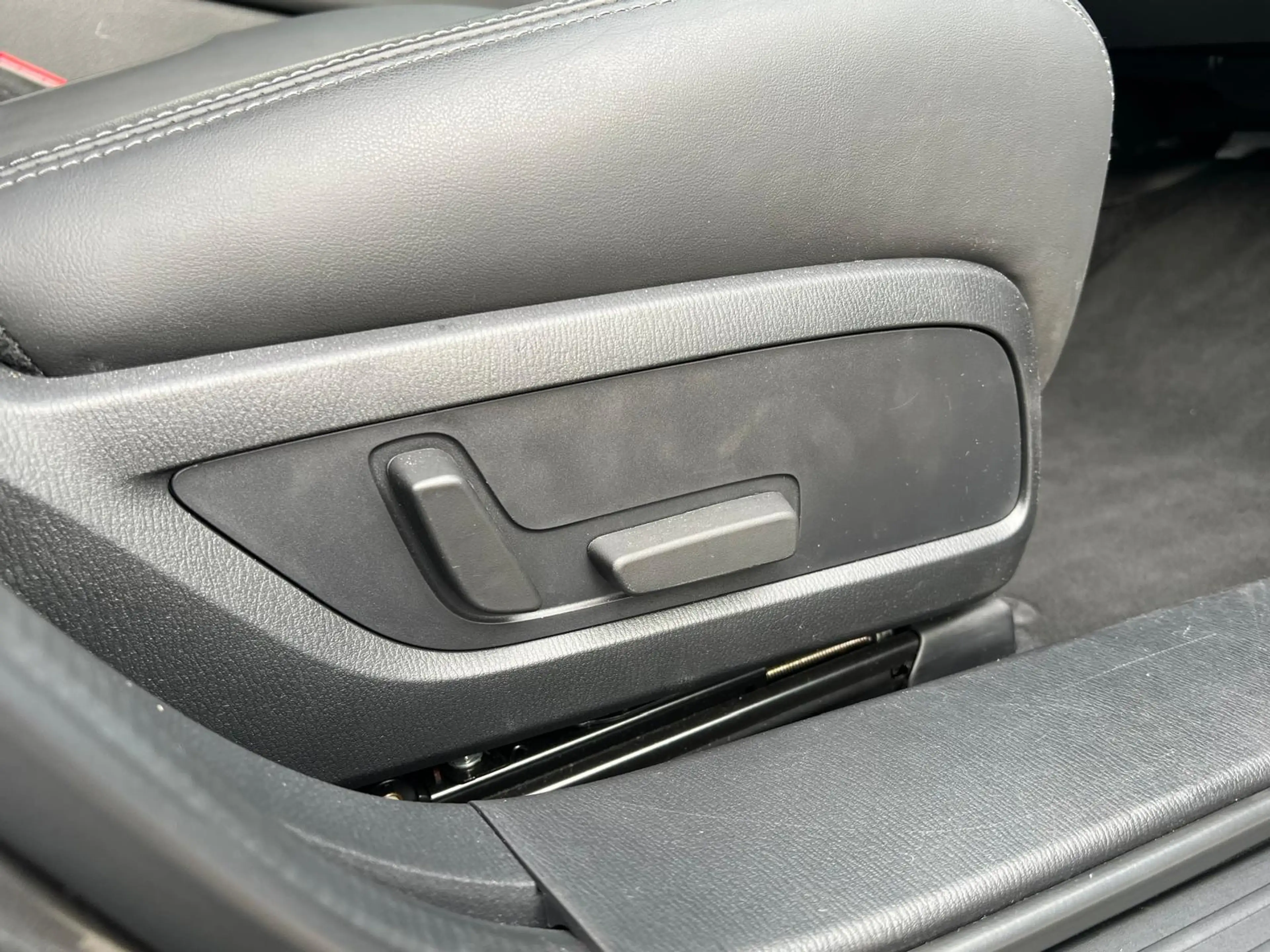 Mazda 6 Sportbreak 2.0 SkyActiv-G 165 Exclusive-Line + Com — photo 14