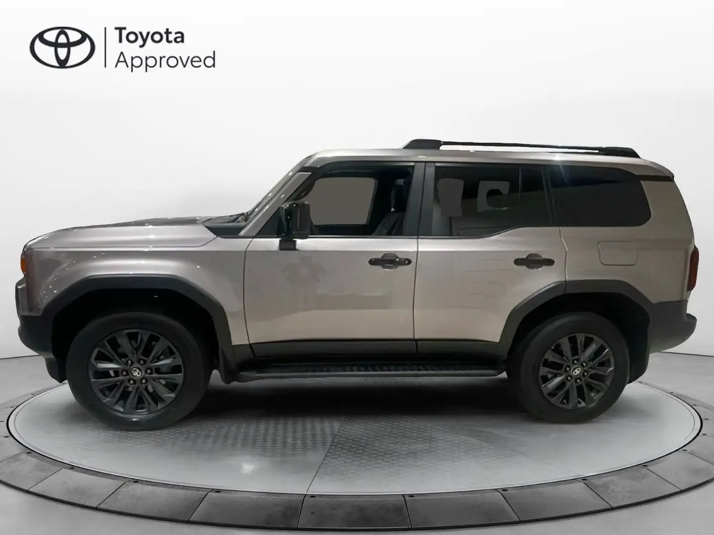 Toyota Land Cruiser Prado Land Cruiser 2.8 D4D A/T AWD Lounge Beige - 2