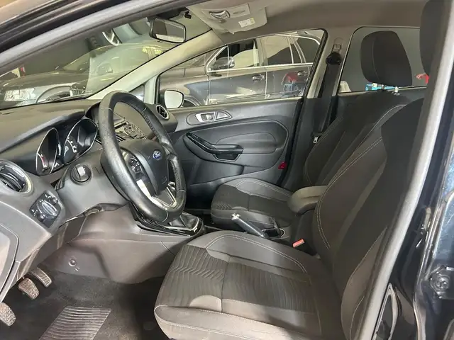 Ford Fiesta view 6