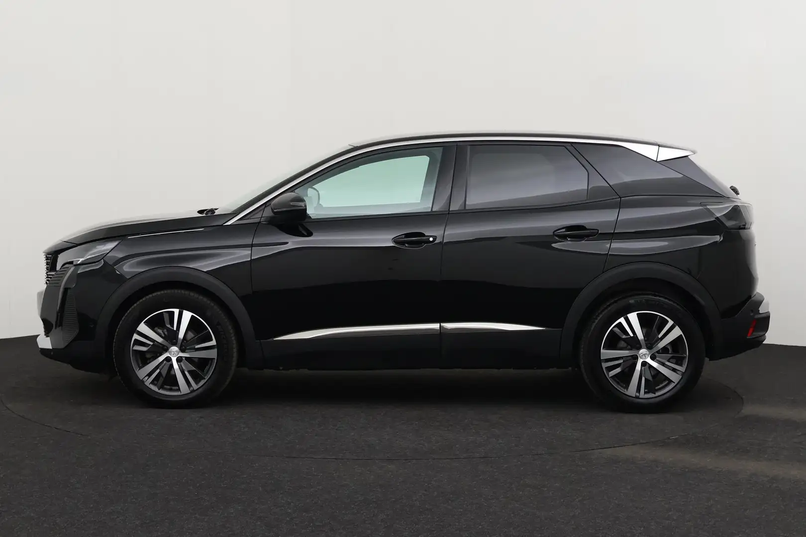Peugeot 3008 1.2 ALLURE + GPS + CARPLAY + CAMERA + PDC + CRUISE - 2