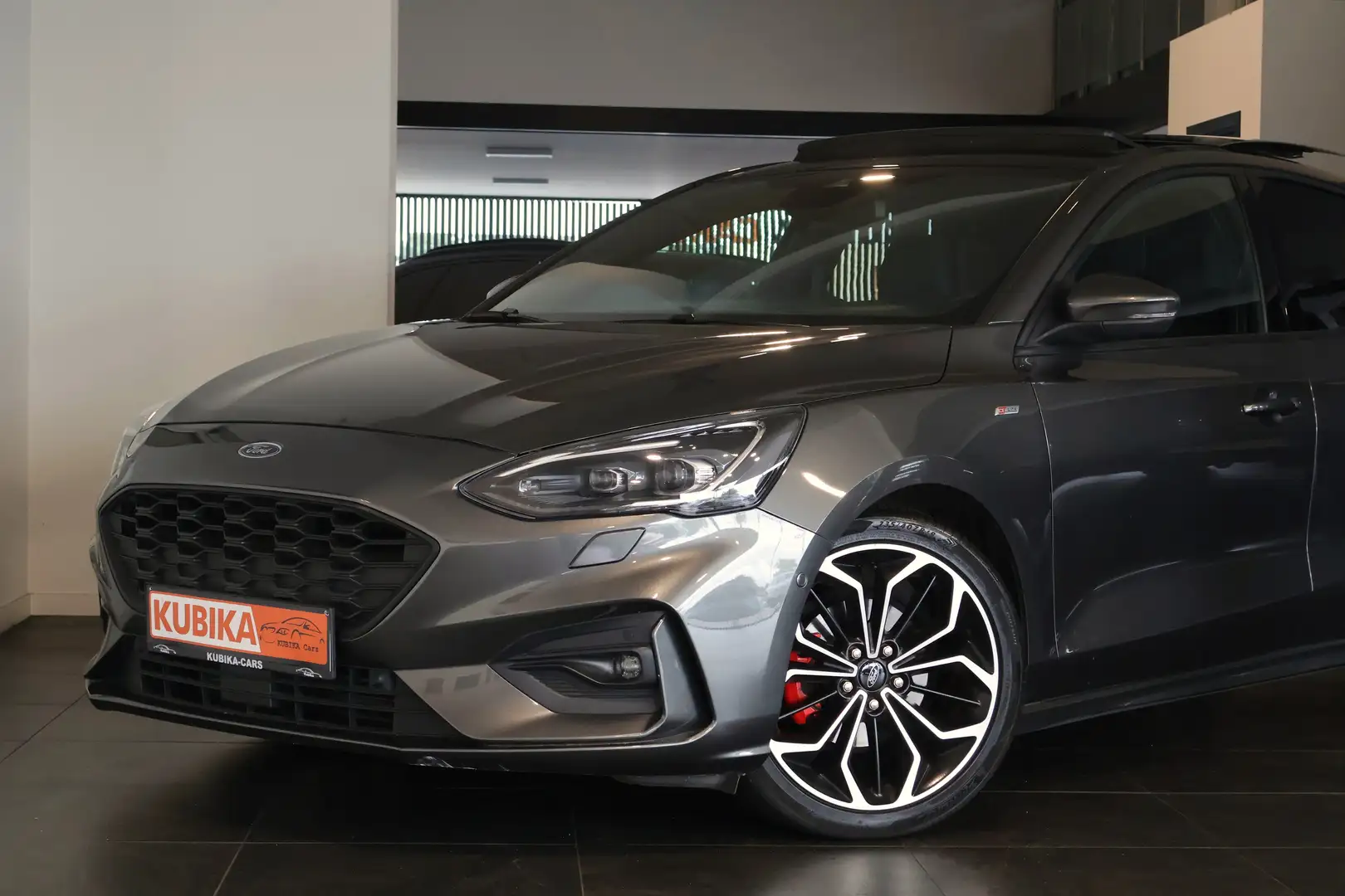 Ford Focus 1.5 EcoBoost ST-LINE Pano ACC DodeH Garantie* Gris - 2