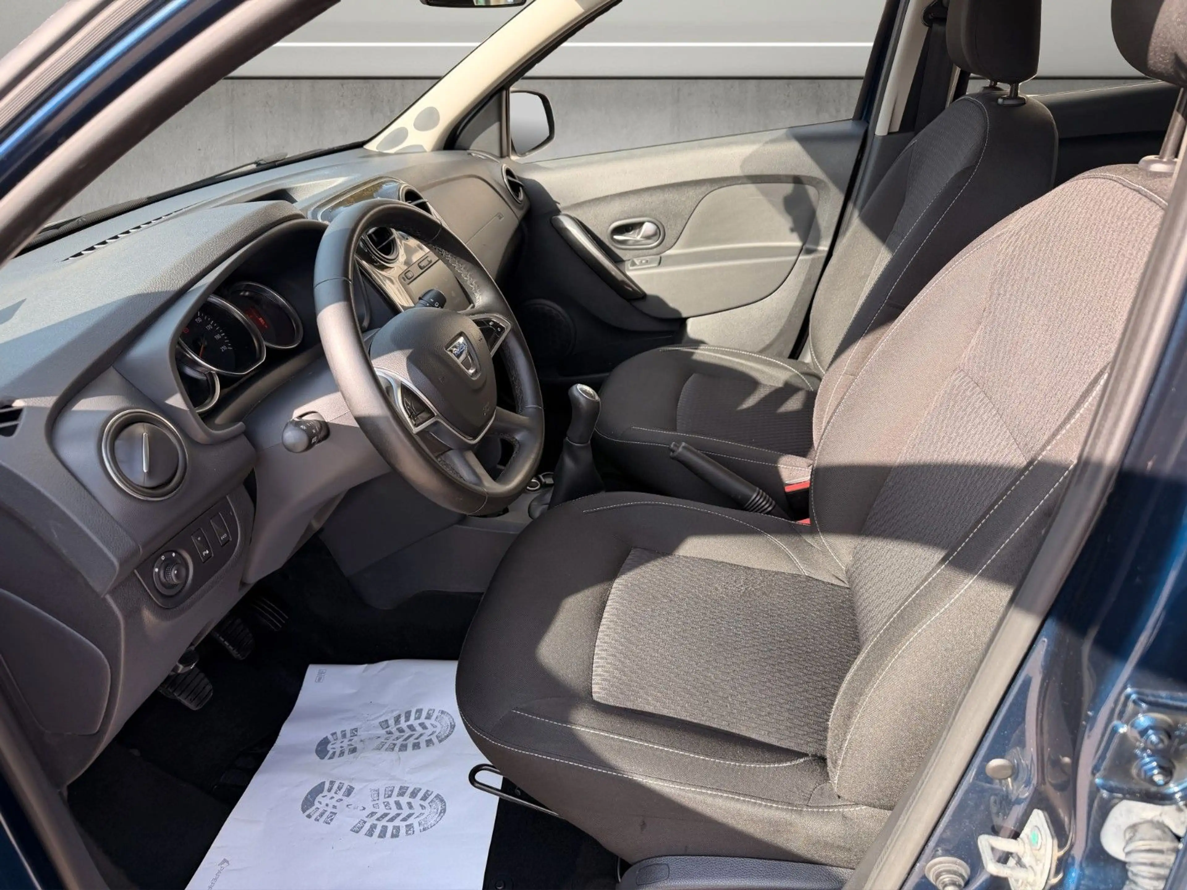 Dacia Logan MCV II Kombi Comfort*Klima*Navi — photo 5