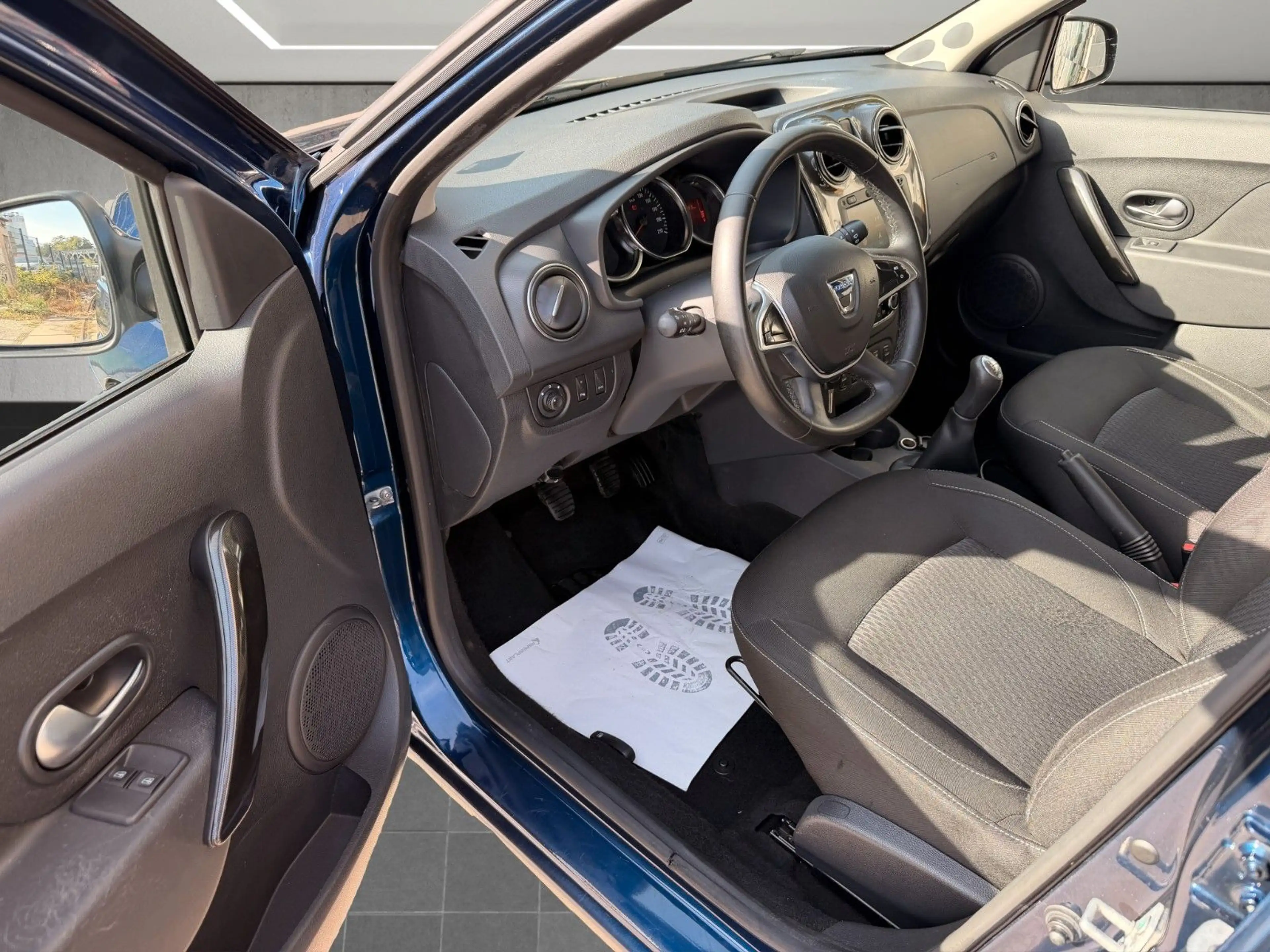 Dacia Logan MCV II Kombi Comfort*Klima*Navi — photo 14