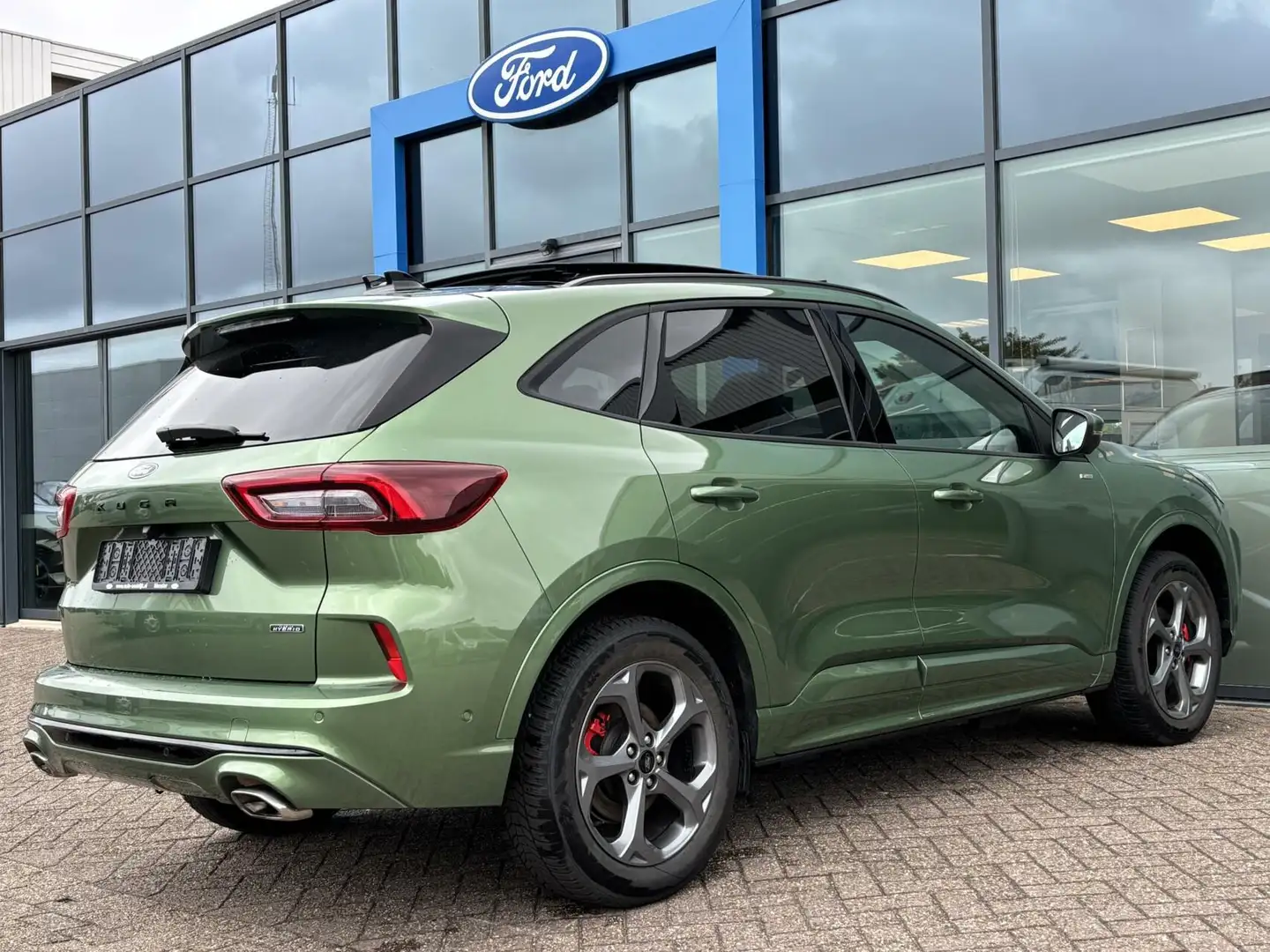 Ford Kuga 2.5 PHEV ST-Line X 243PK Elek. Trekhaak Panodak AG Groen - 2