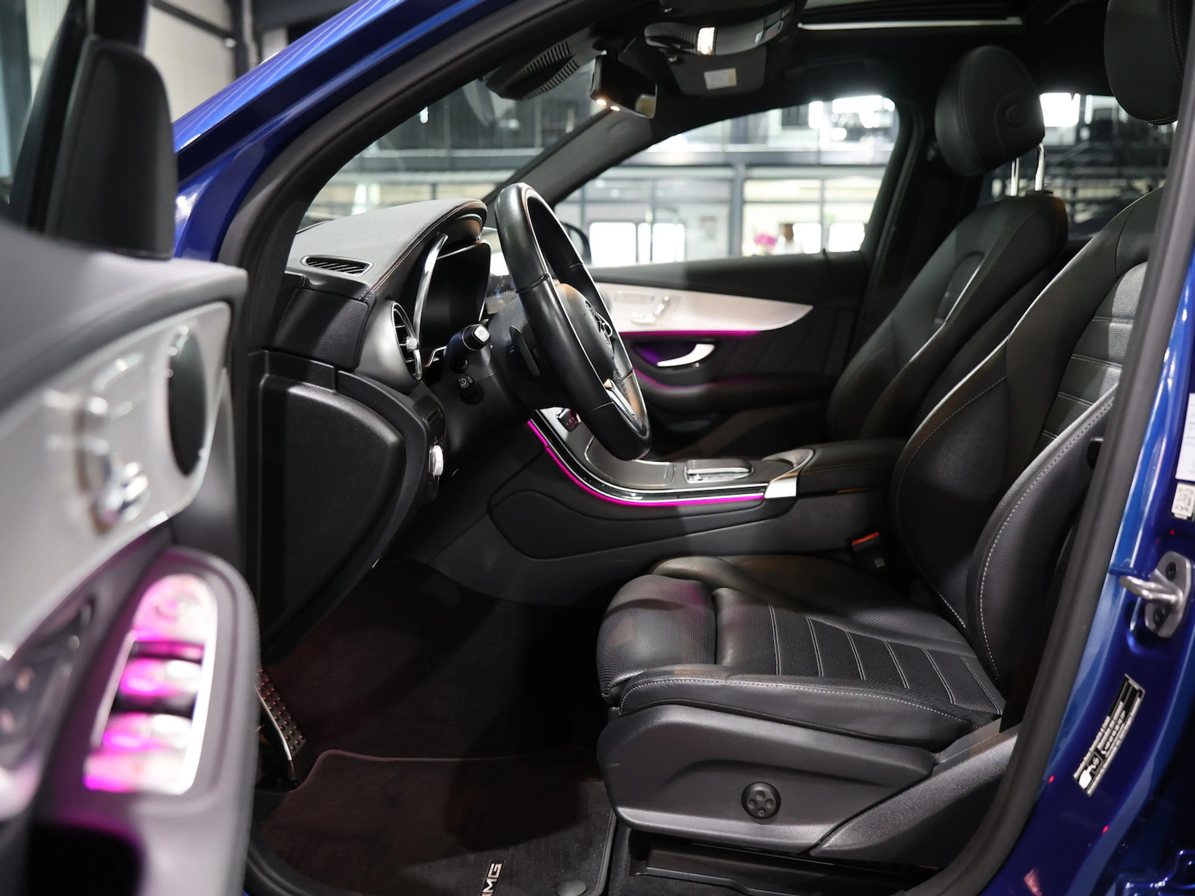 Mercedes-Benz GLC 300 de COUPE 4M EQ AMG-LINE / SCHIEBEDACH / — photo 13