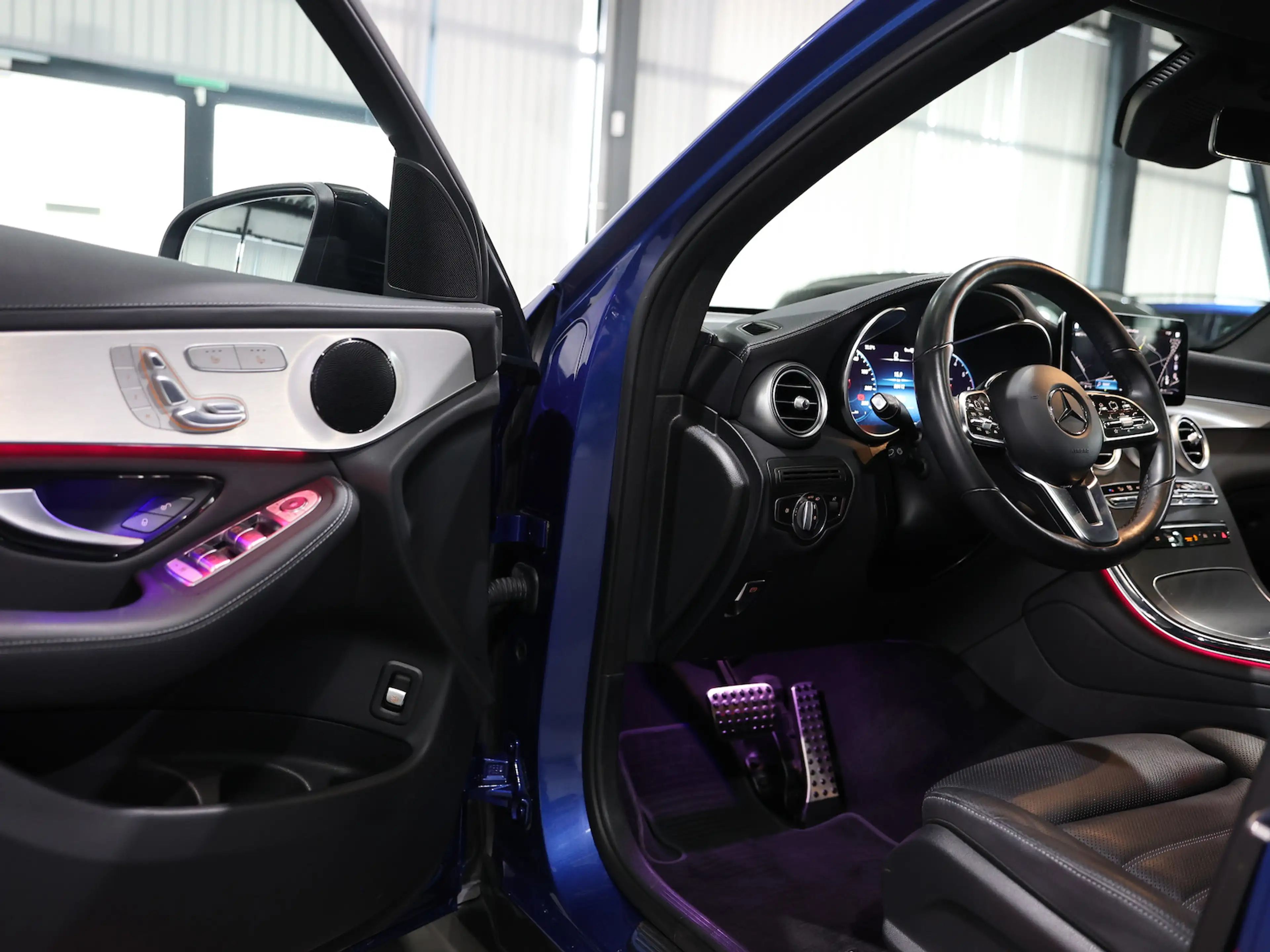 Mercedes-Benz GLC 300 de COUPE 4M EQ AMG-LINE / SCHIEBEDACH / — photo 12