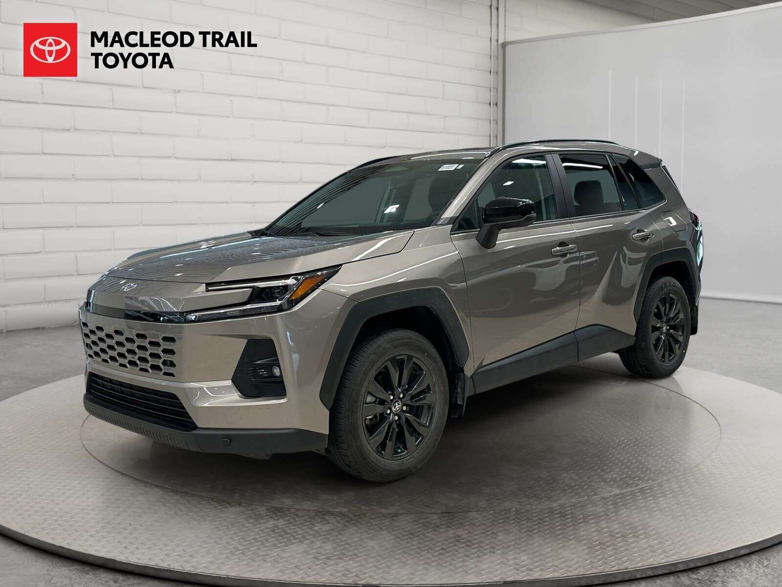 2026 Toyota RAV4 XLE Premium | No Accident | Low KM | Leather | Car