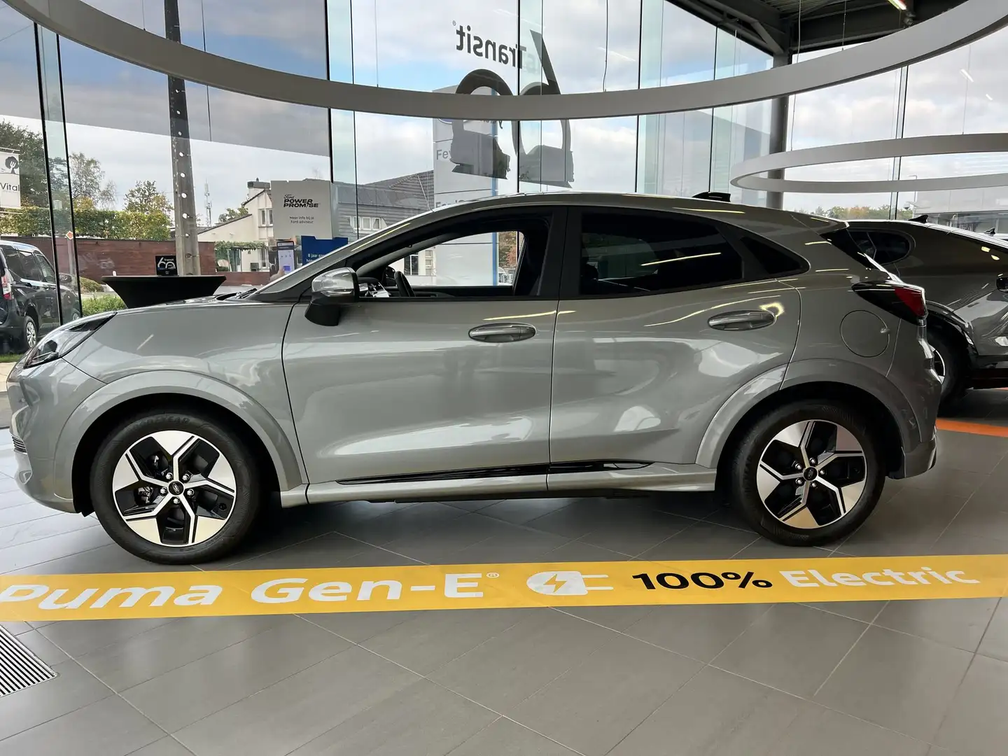 Ford Puma GEN-E / 43,6 kWh / STOCKCONDITIES!! Gris - 1