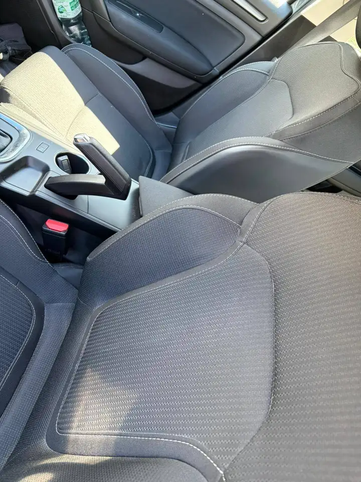 Renault Megane Berline — photo 11