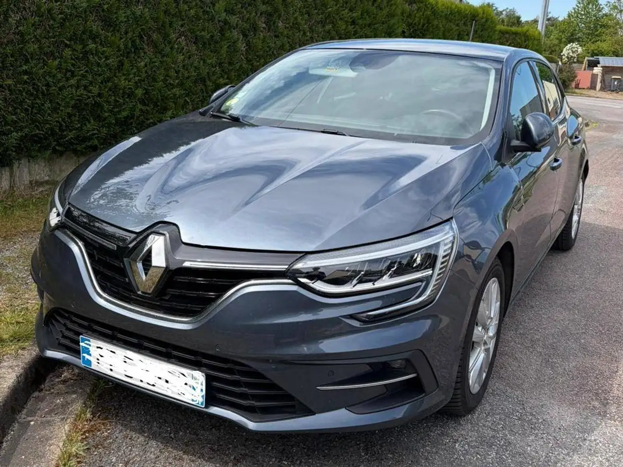 Renault Megane MÃ©gane IV Berline Blue dCi 115 Intens