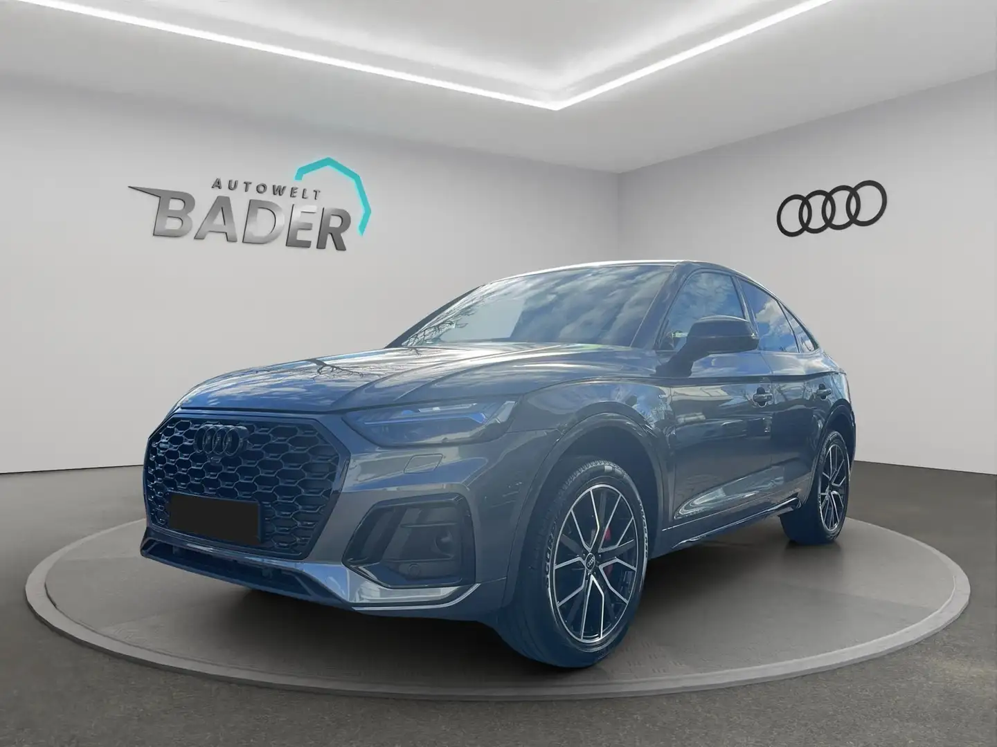 Audi Q5 2.0 TFSIe Sportback S Line Matrix Pano 50 TFSI ... Grau - 1