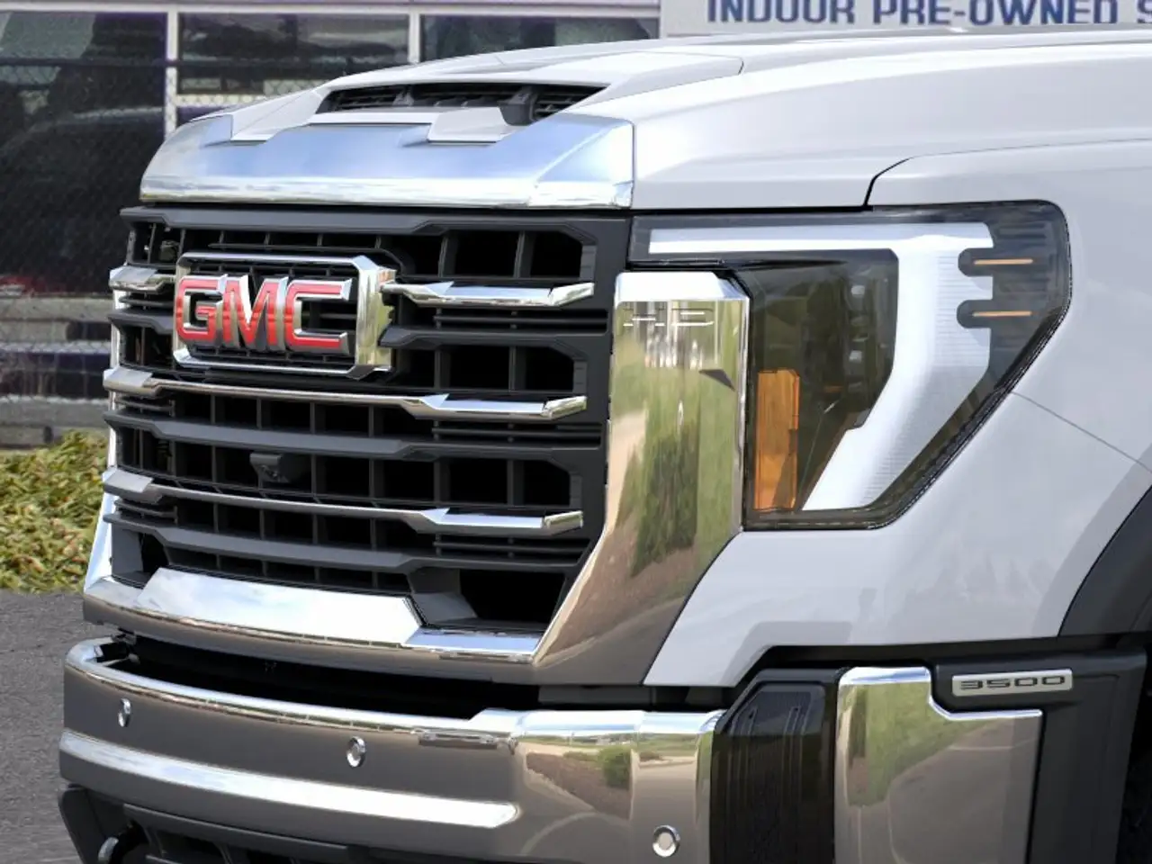 GMC Sierra 3500HD снимка GMC Sierra 3500HD