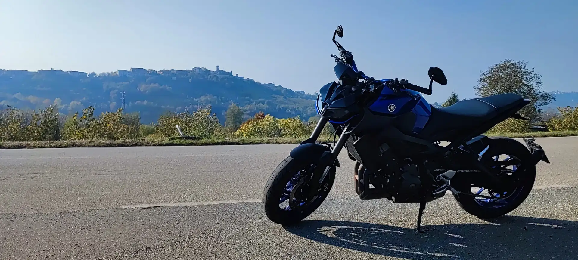 Yamaha MT-09 Azul - 1