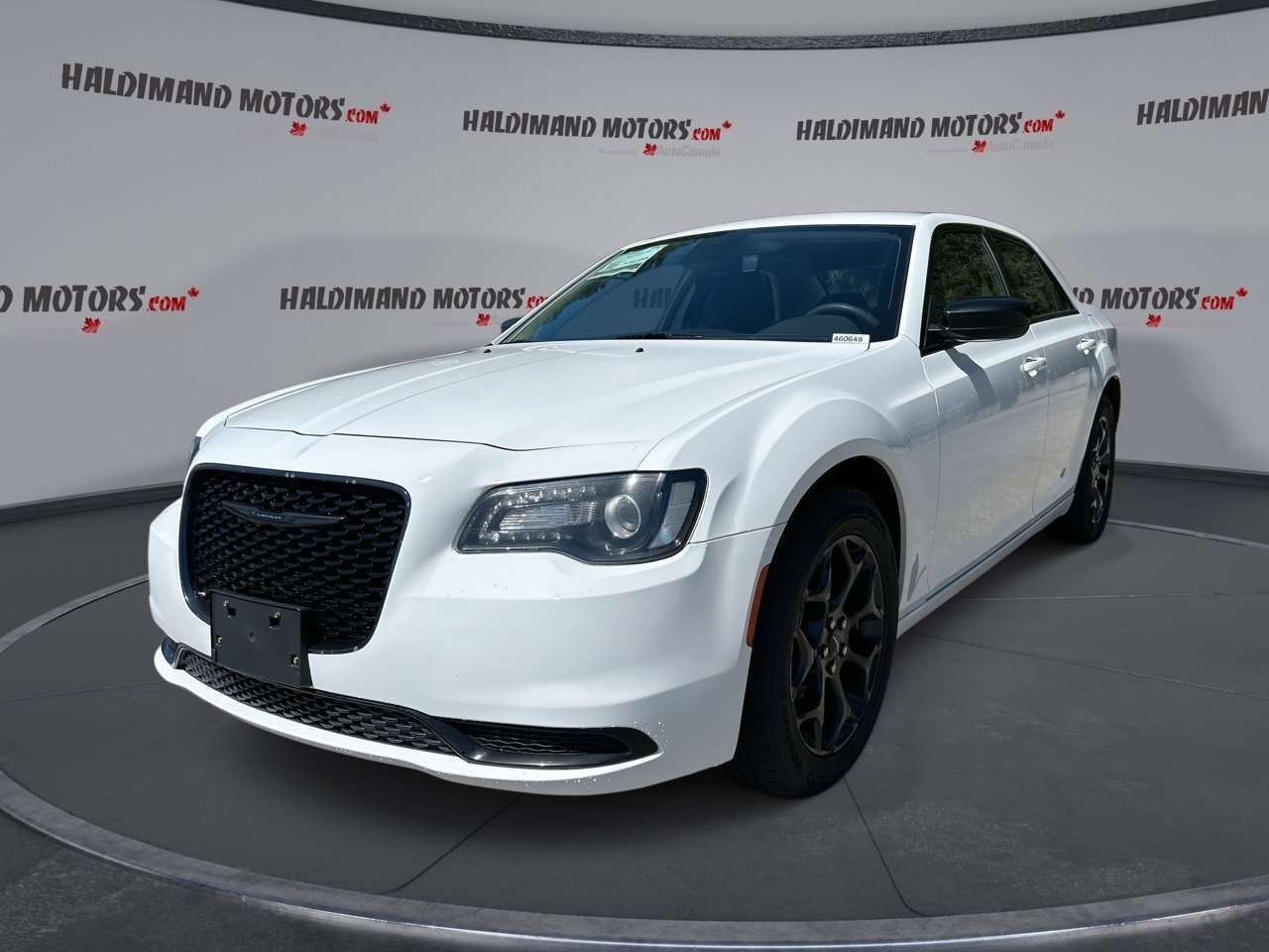 2023 Chrysler 300 Touring AWD | No Accidents