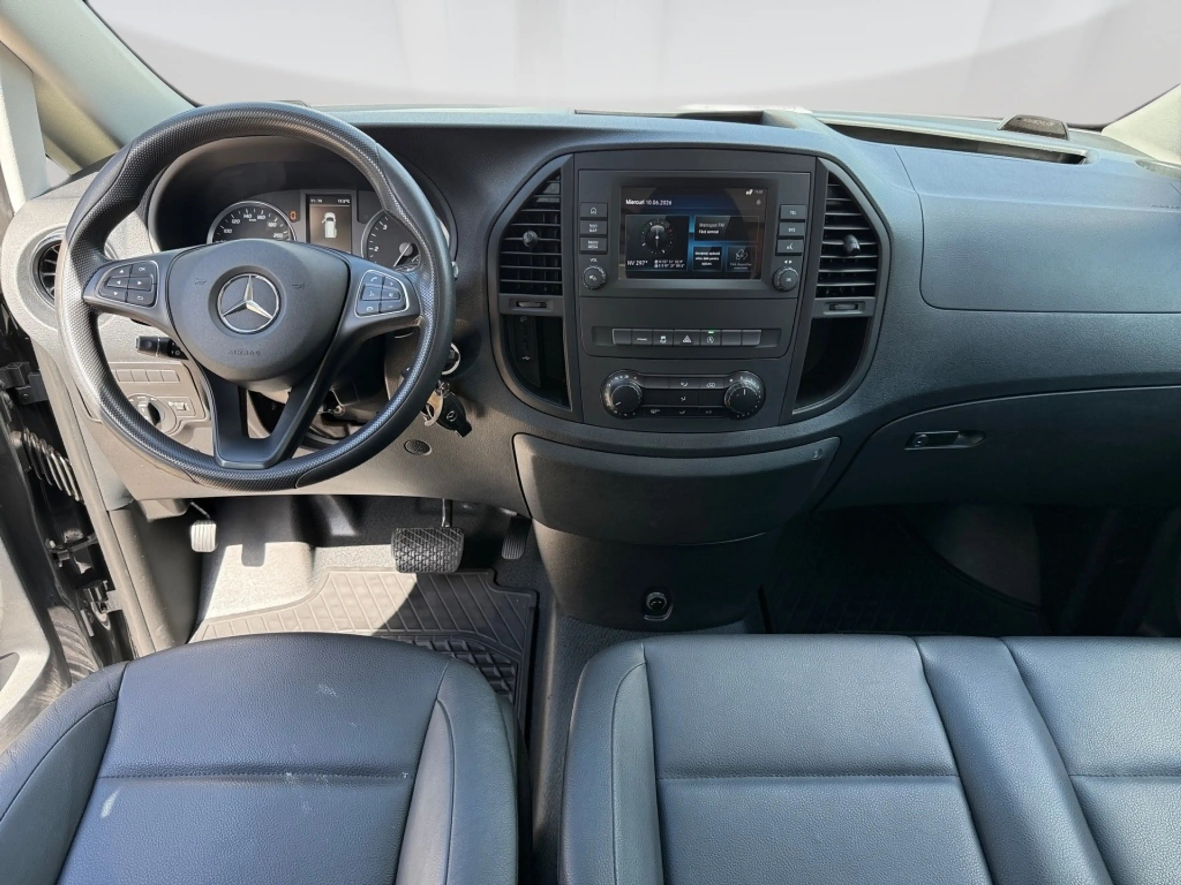Mercedes-Benz Vito 114 TOURER BASE EXTRALANG KLIMA AHK AUTOM — photo 13