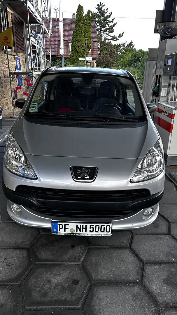 Peugeot 1007 110 2-Tronic Premium - 1
