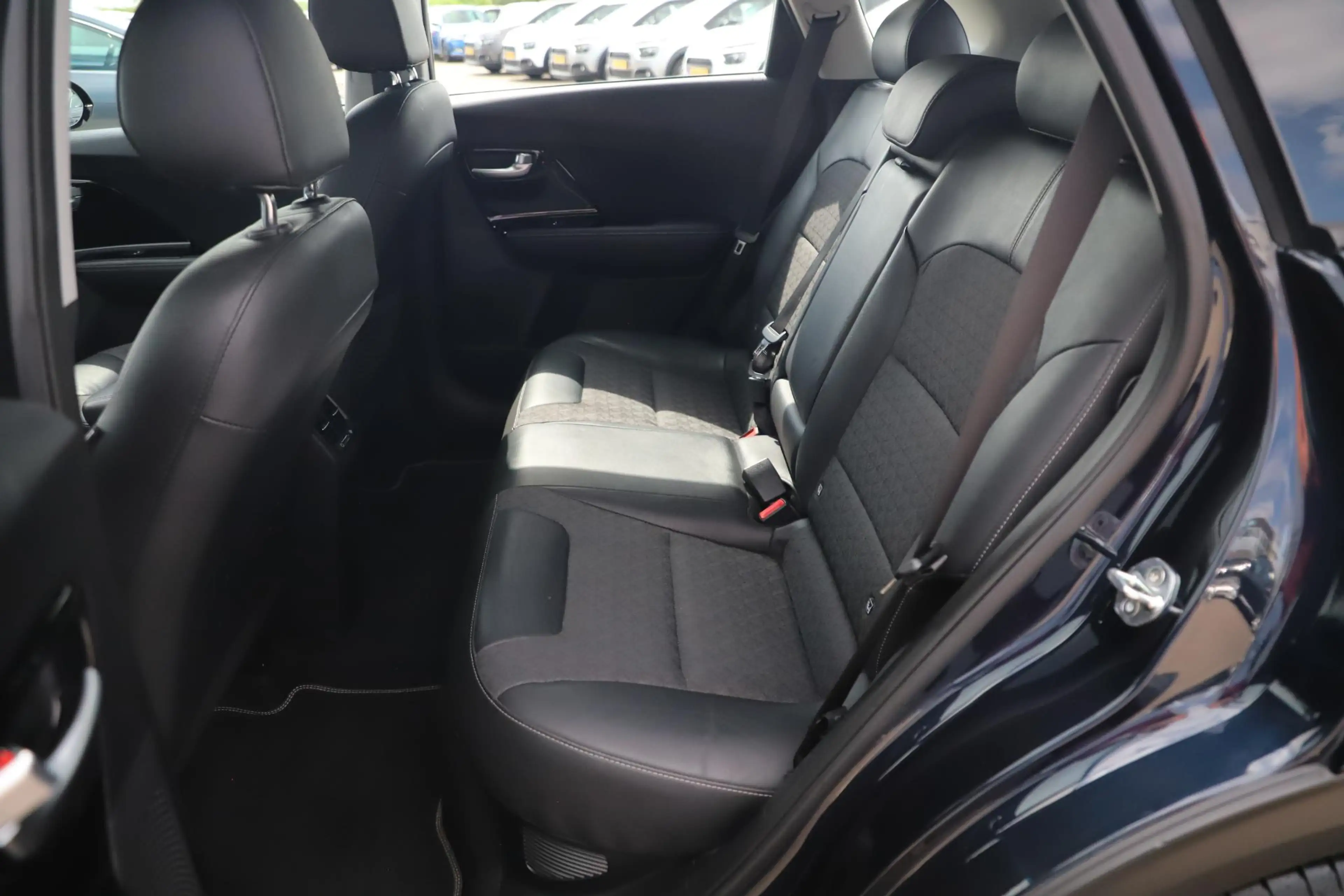 Kia Niro 1.6 GDi Hybrid DynamicLine Automaat Navigatie Acht — photo 7