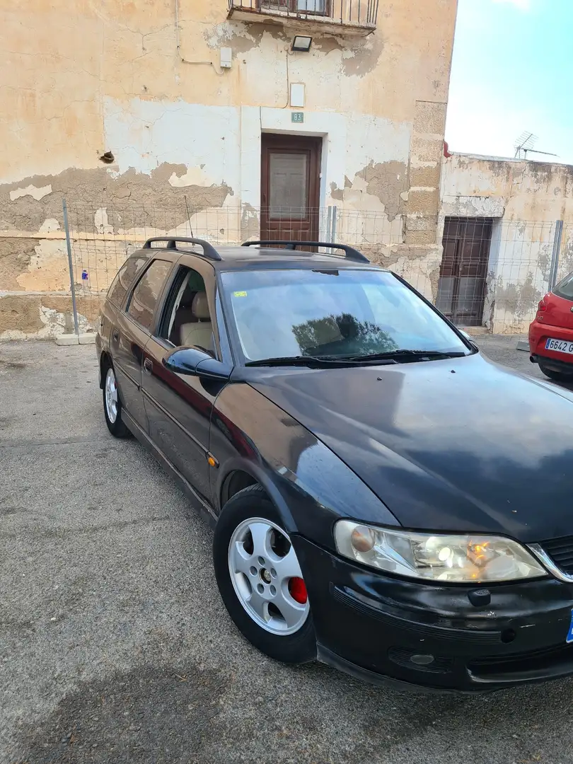 Opel Vectra Caravan 2.0DTI 16v Edition - 2