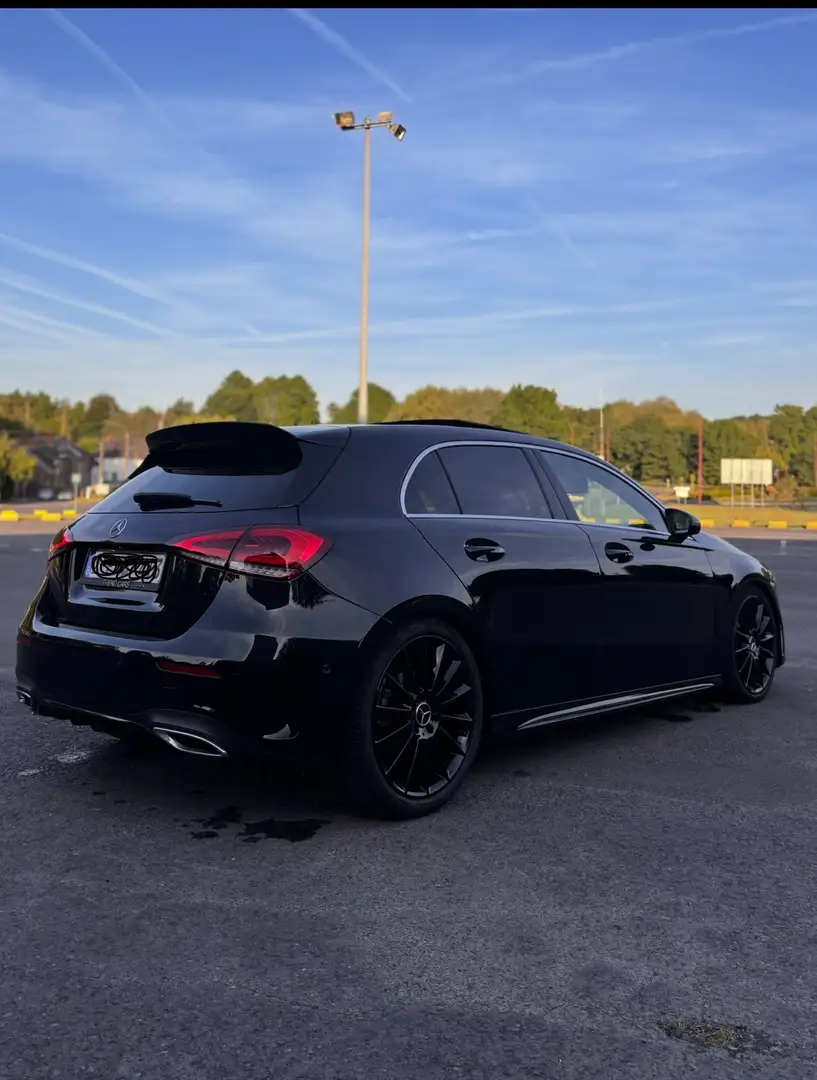 Mercedes-Benz A 200 d Business Solution AMG - 2