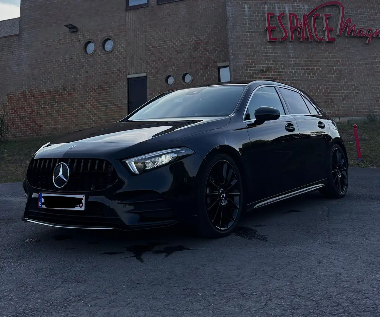 Mercedes-Benz A 200 d Business Solution AMG - 1