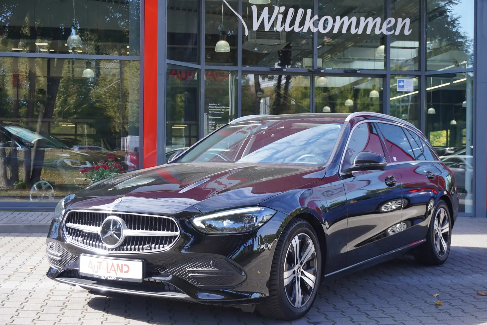 Mercedes-Benz C 160 C220 T-Modell d Avantgarde LED Navi Kamera AHK Noir - 2