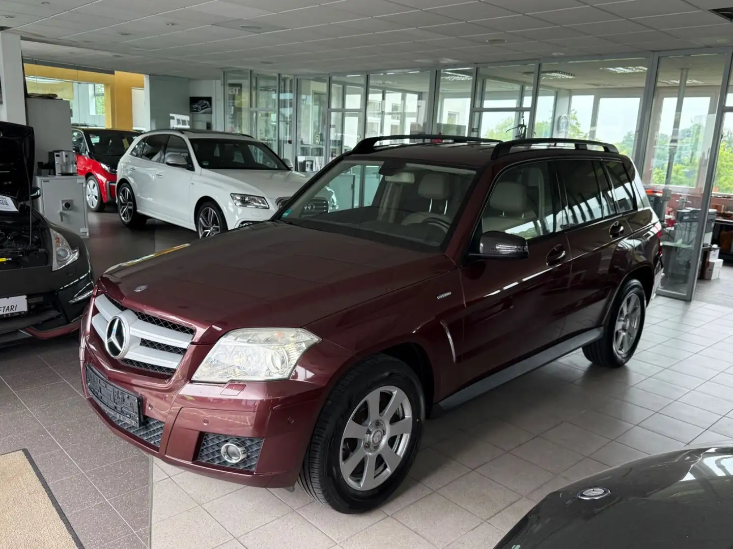 Mercedes-Benz GLK 220 CDI BlueEfficiency 4Matic Xenon AHK PDC Rot - 1