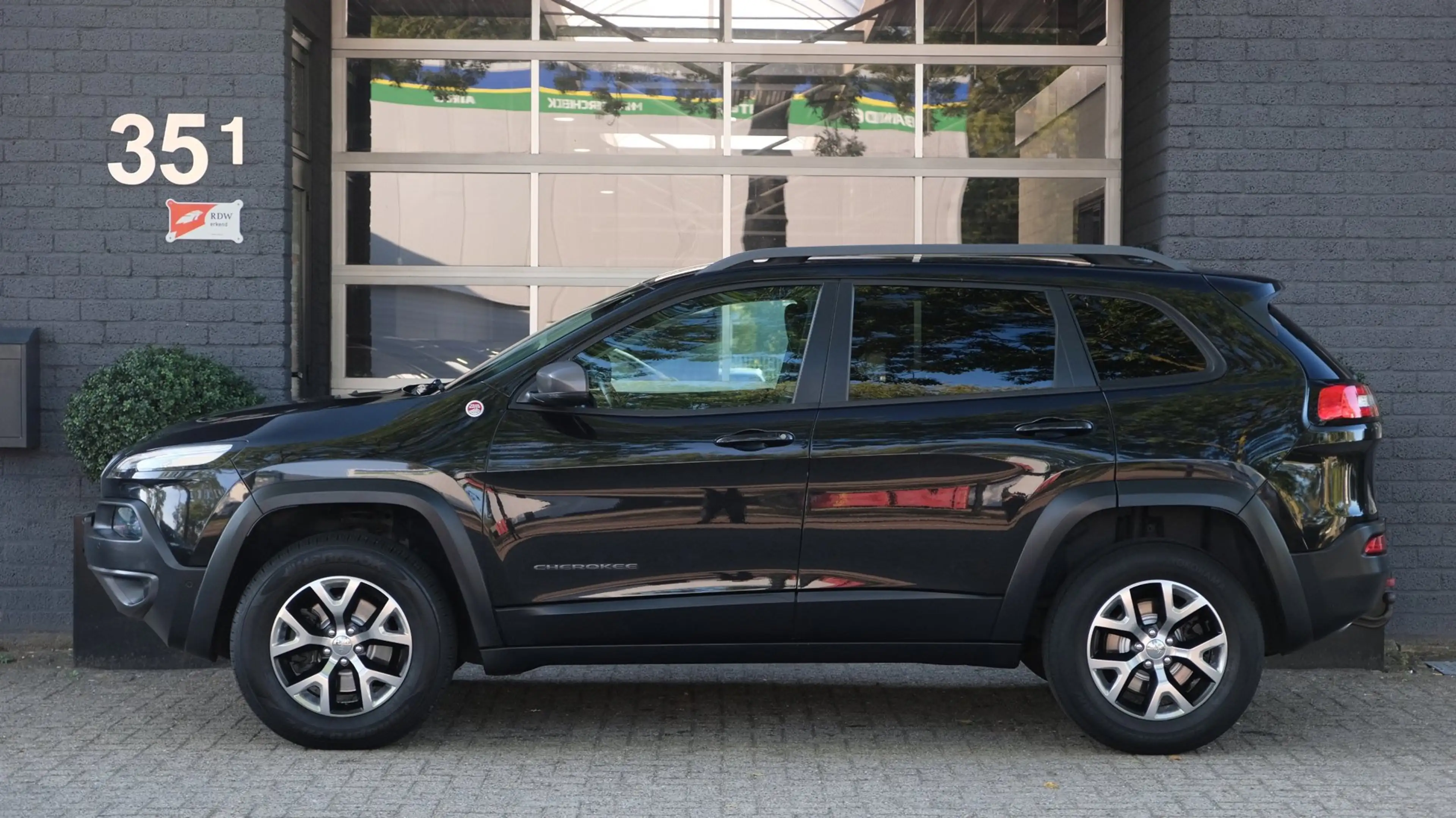Jeep Cherokee 3.2 V6 Trailhawk 4WD Lock — photo 3
