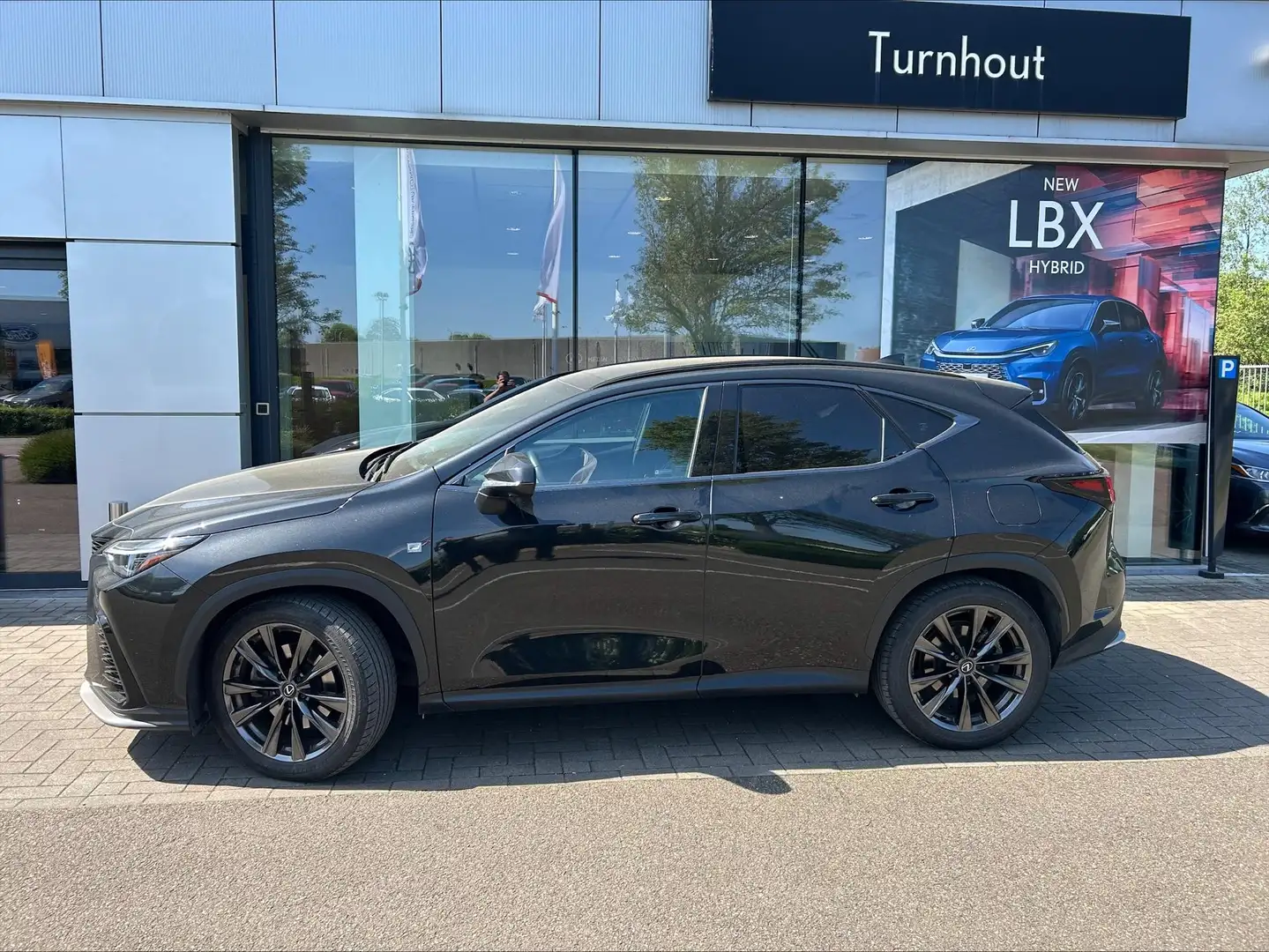 Lexus NX 450h+ F-Sport Line 4x4 - 2